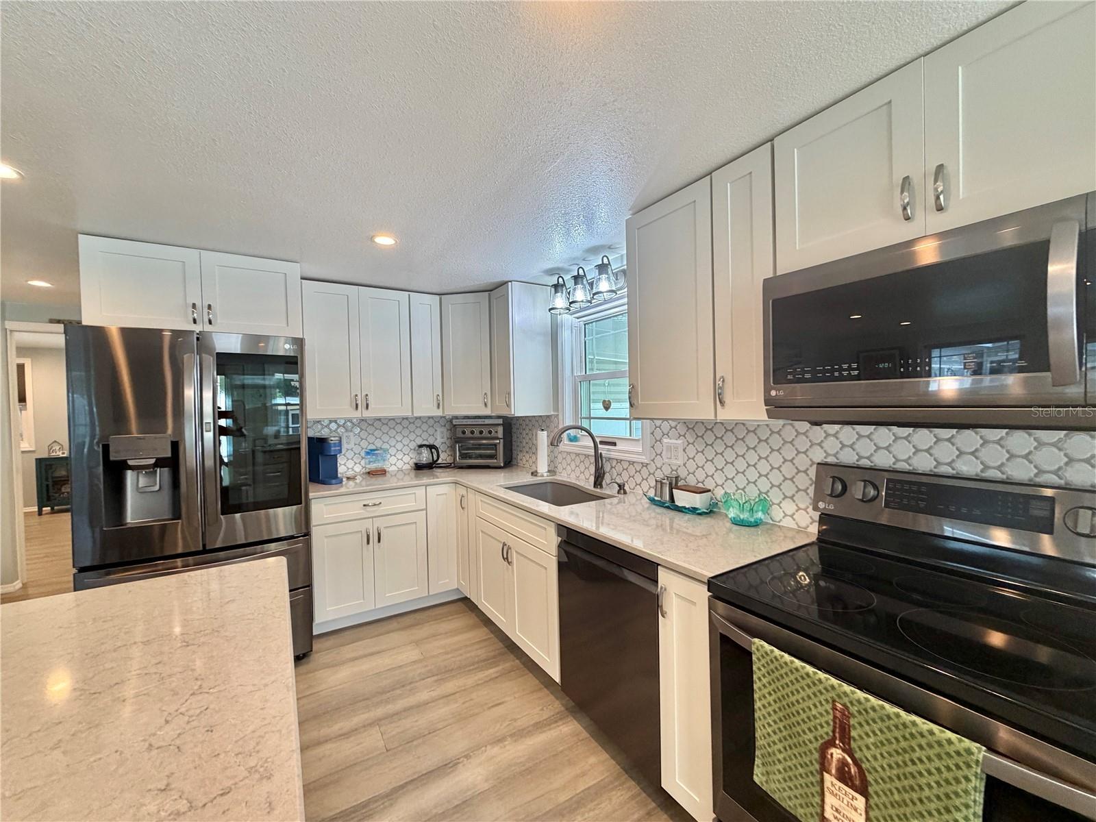 Image 11 of 60 For 121 Tamarisk Way