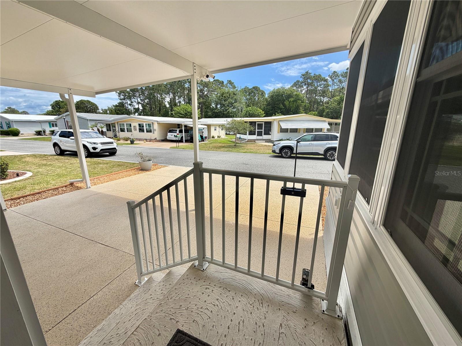 Image 51 of 60 For 121 Tamarisk Way