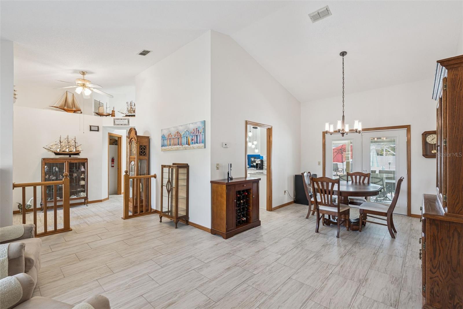 Image 10 of 50 For 33939 Valencia Drive