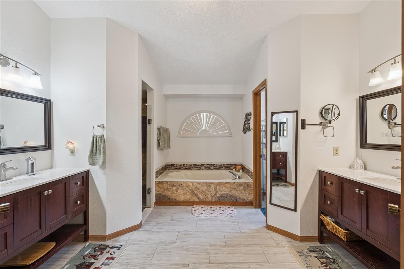 Image 13 of 50 For 33939 Valencia Drive
