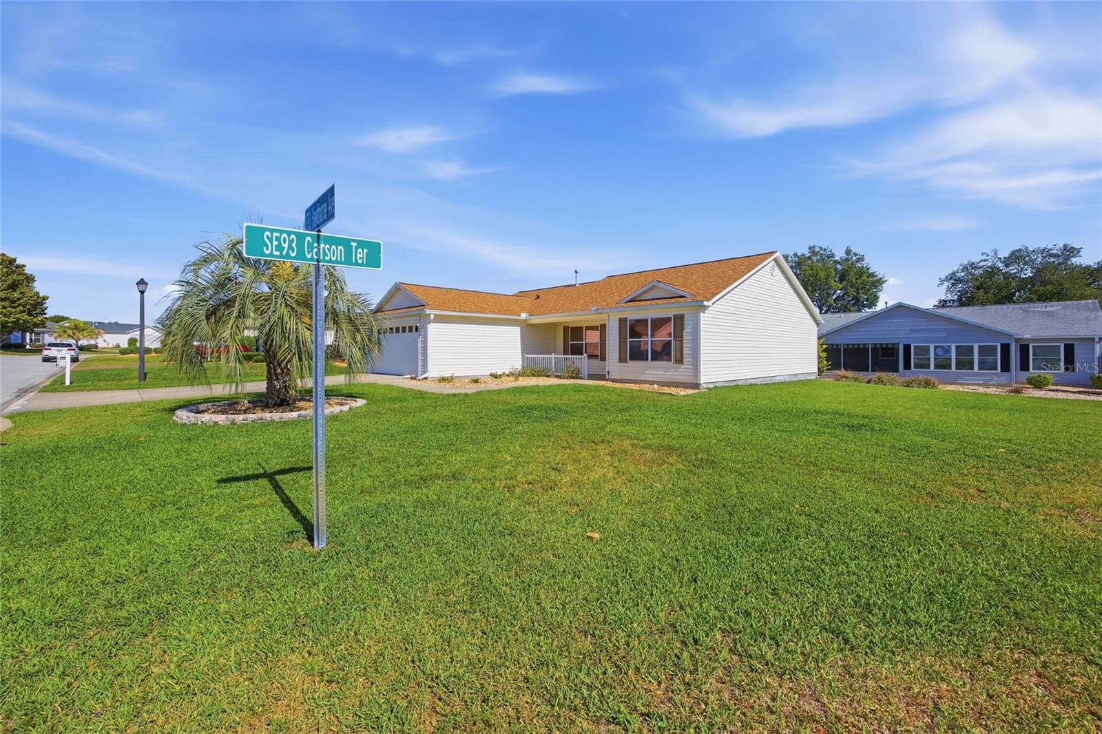Image 3 of 46 For 17705 93rd Hawthorne Avenue