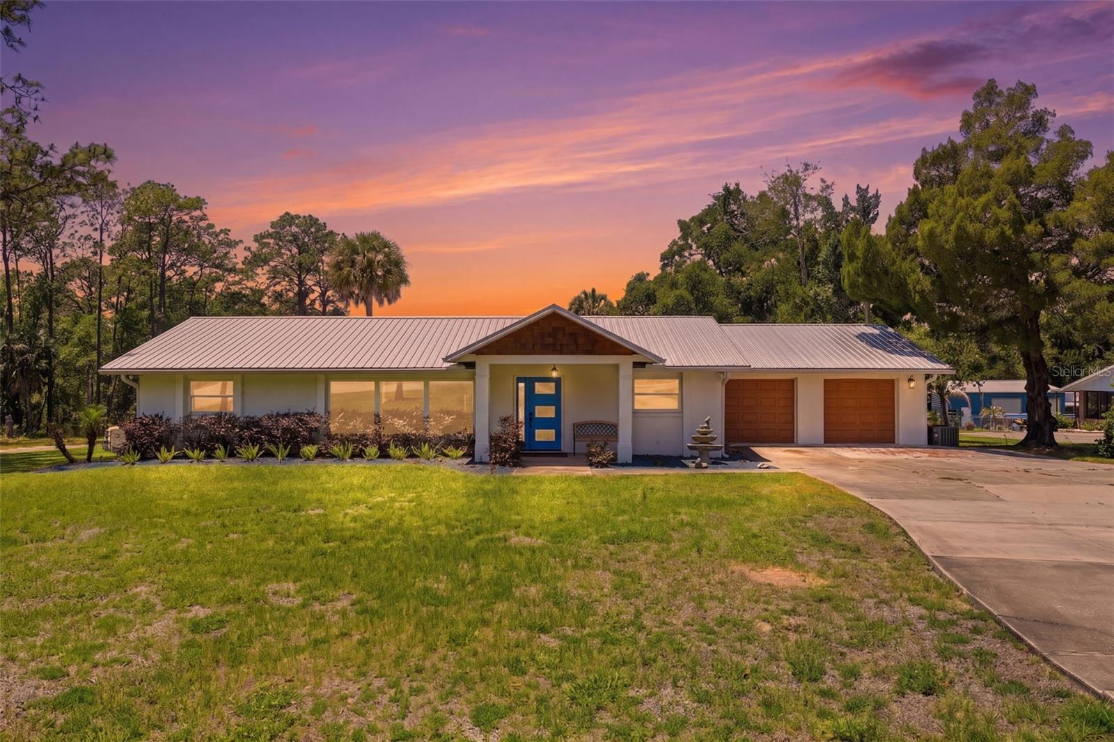 Details for 37237 Grays Airport Road, LADY LAKE, FL 32159