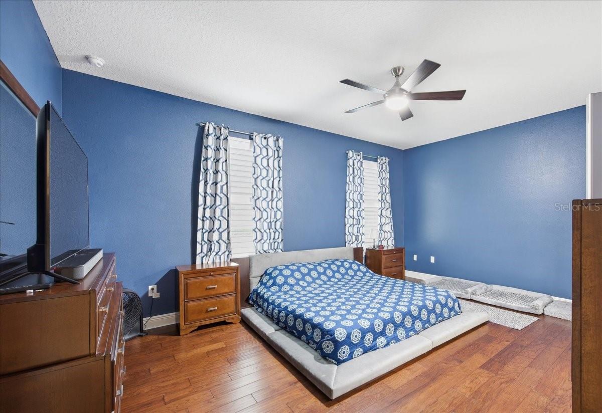 Image 8 of 53 For 8721 Bayview Crossing Drive