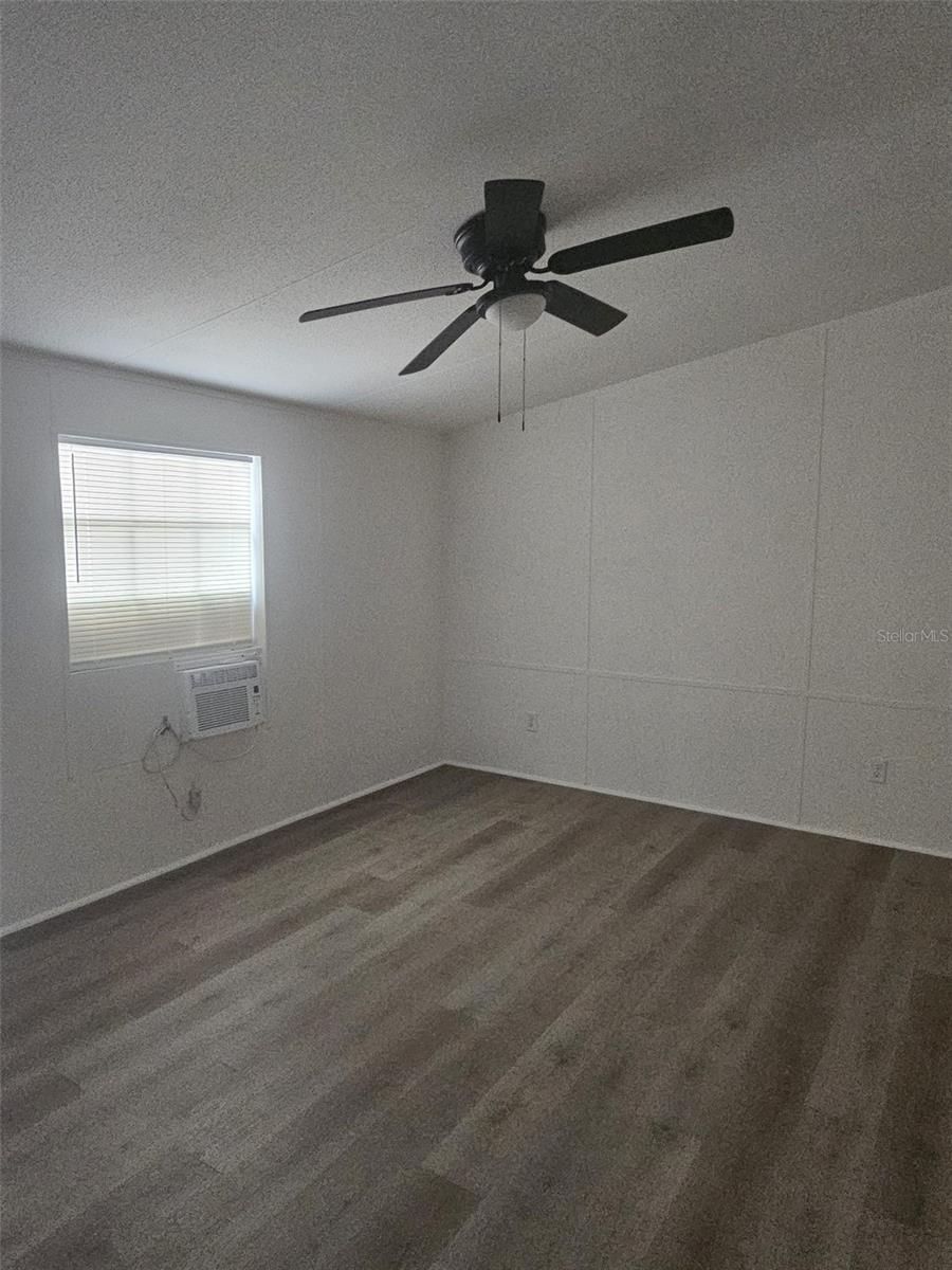 Image 11 of 25 For 6519 23rd Avenue
