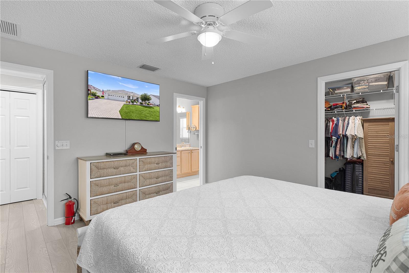 Image 19 of 63 For 16689 78th Live Oak Avenue