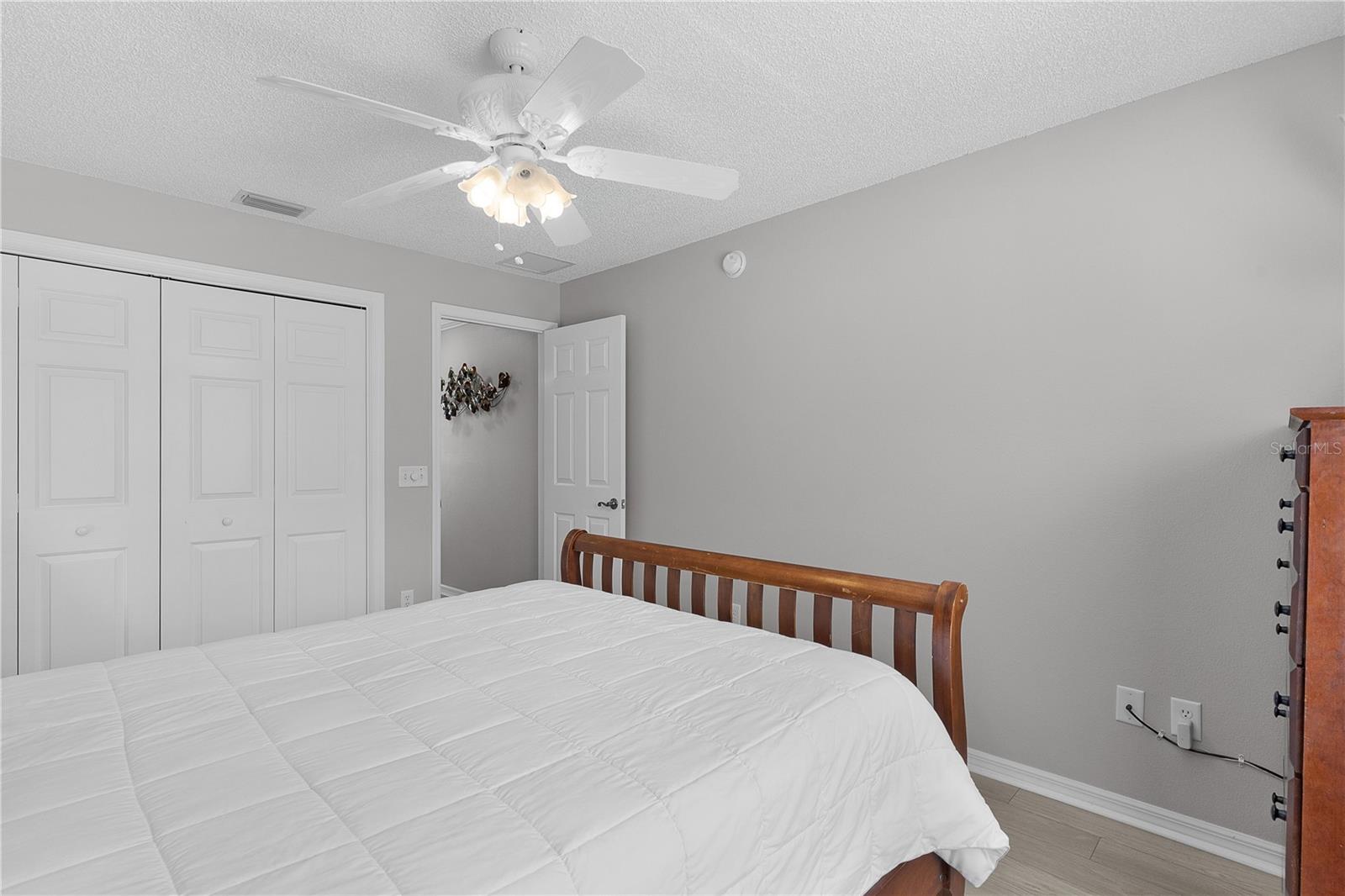 Image 29 of 63 For 16689 78th Live Oak Avenue