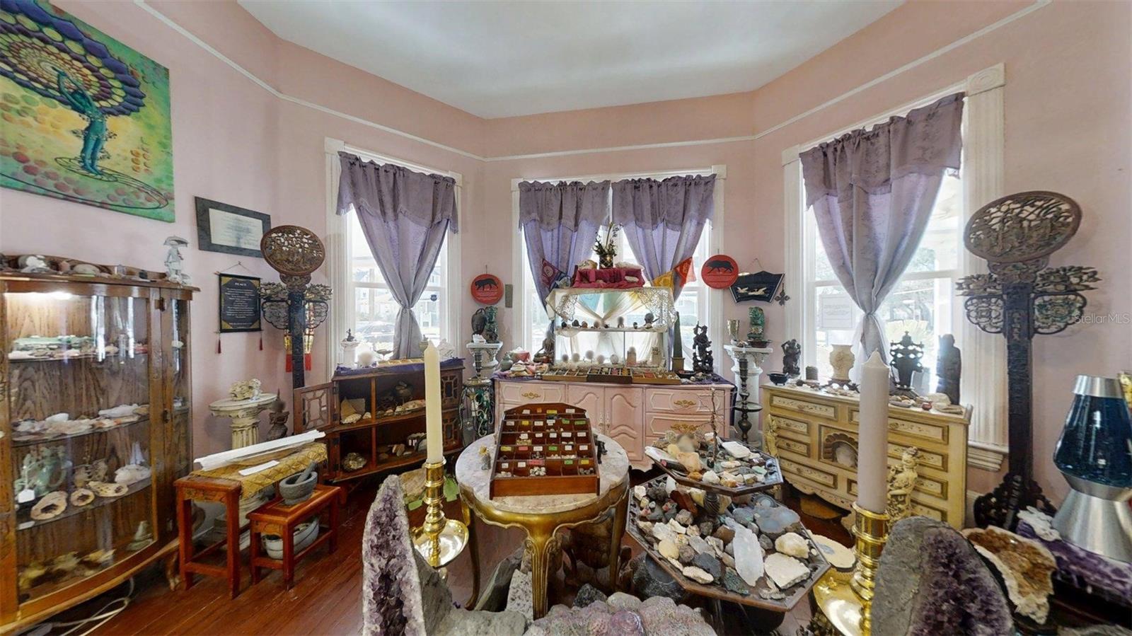 Image 37 of 82 For 805 Fort King Street
