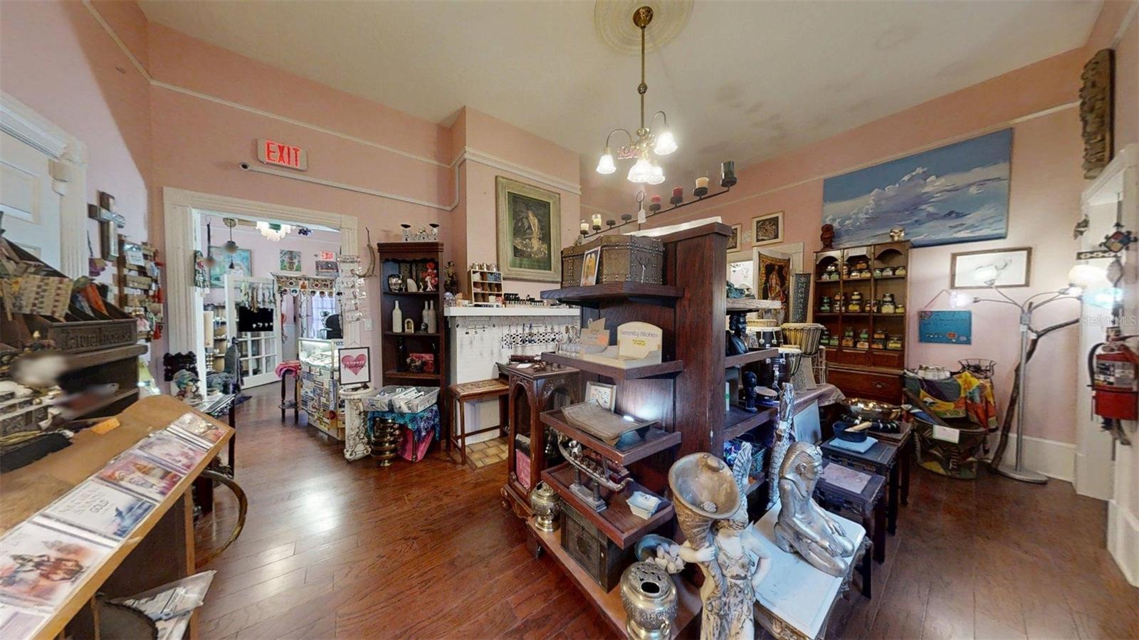 Image 41 of 82 For 805 Fort King Street