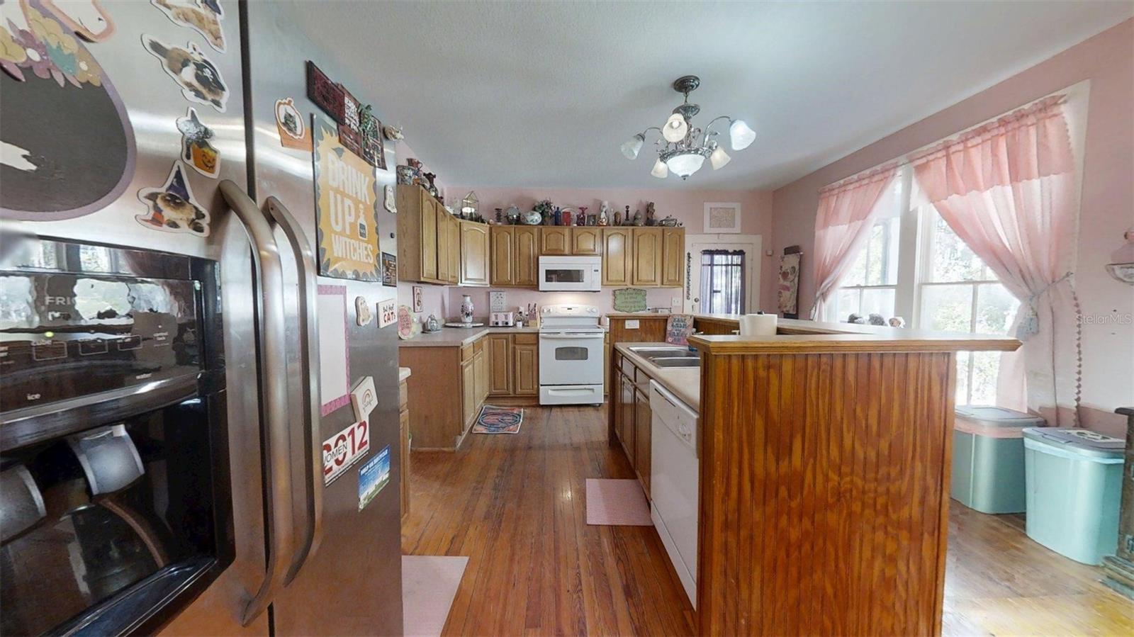 Image 60 of 82 For 805 Fort King Street