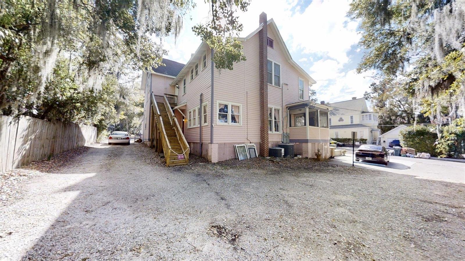 Image 69 of 82 For 805 Fort King Street