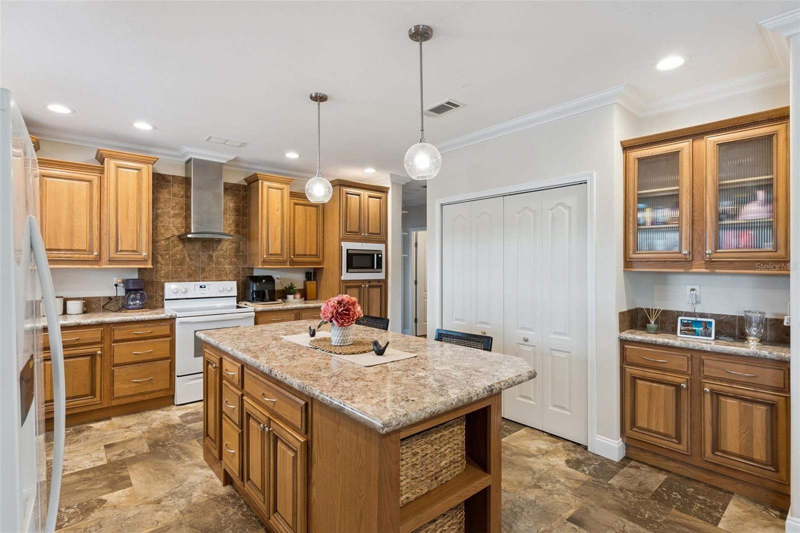 Image 11 of 40 For 12420 Citrus Grove Road