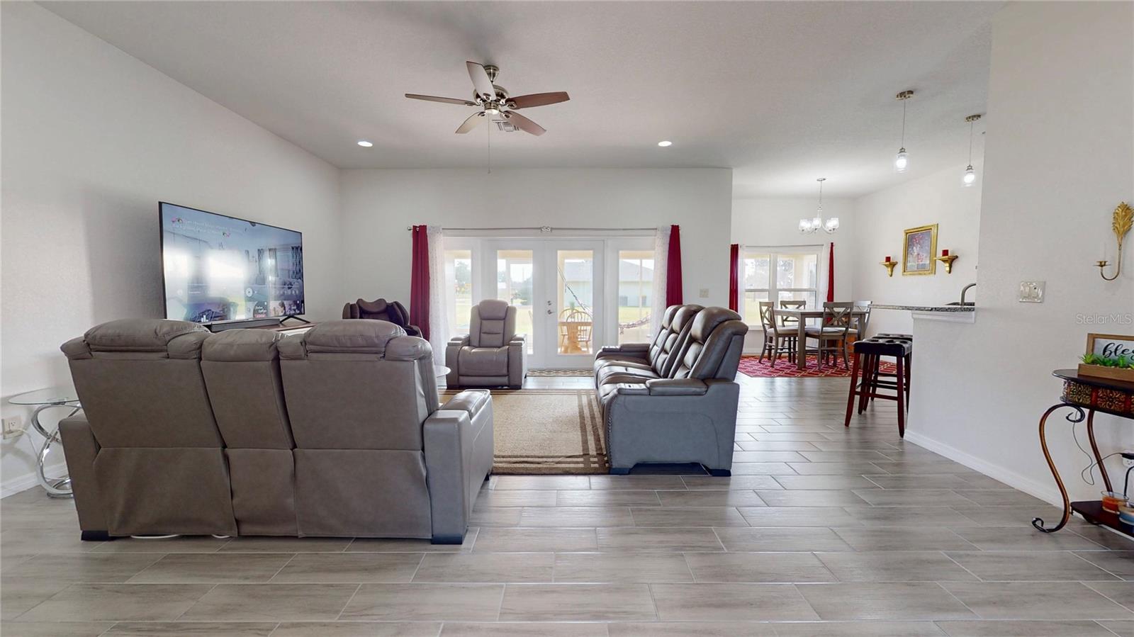Image 17 of 50 For 4820 Mackerel Drive