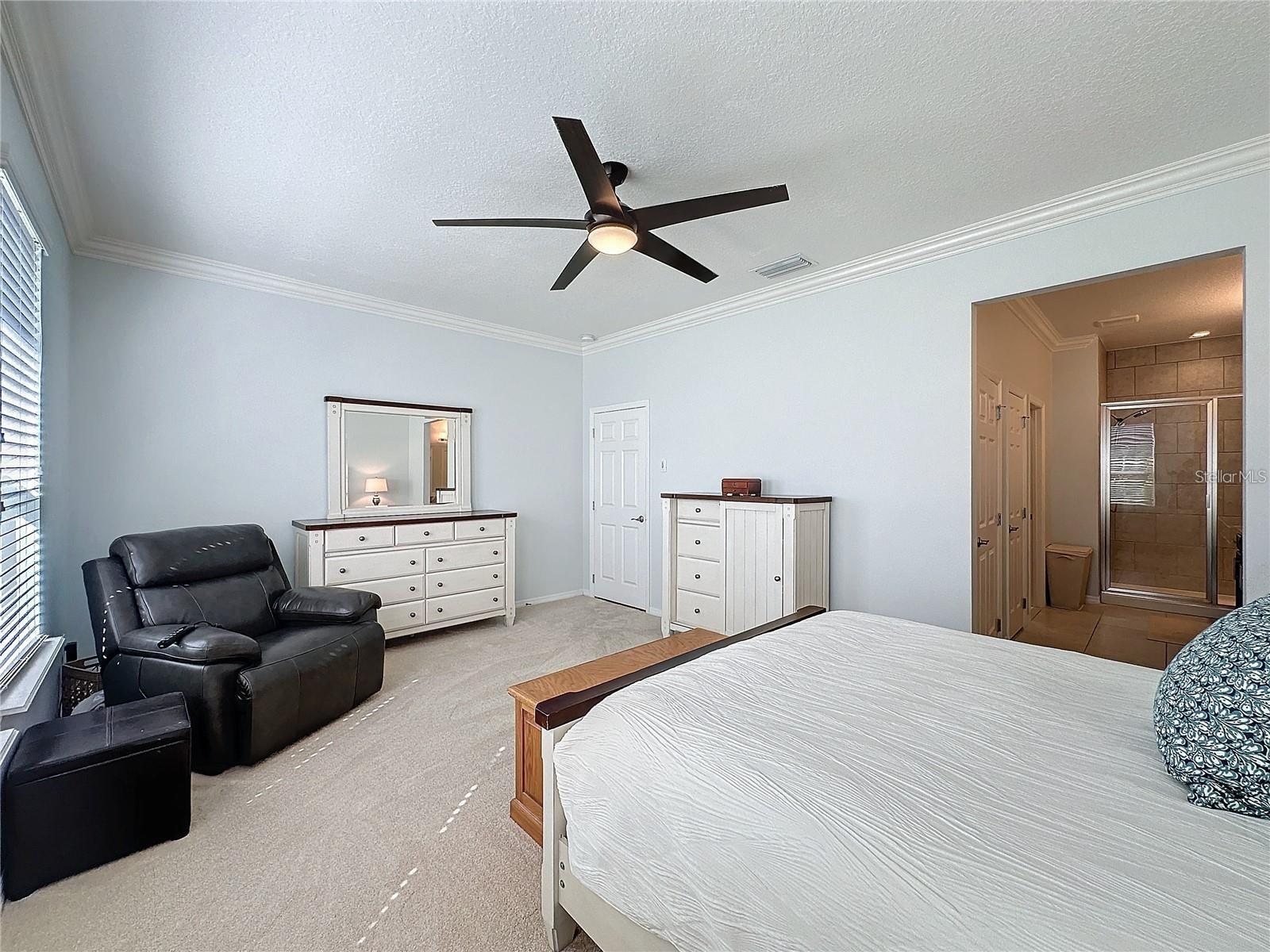 Image 20 of 45 For 209 Silver Maple Road