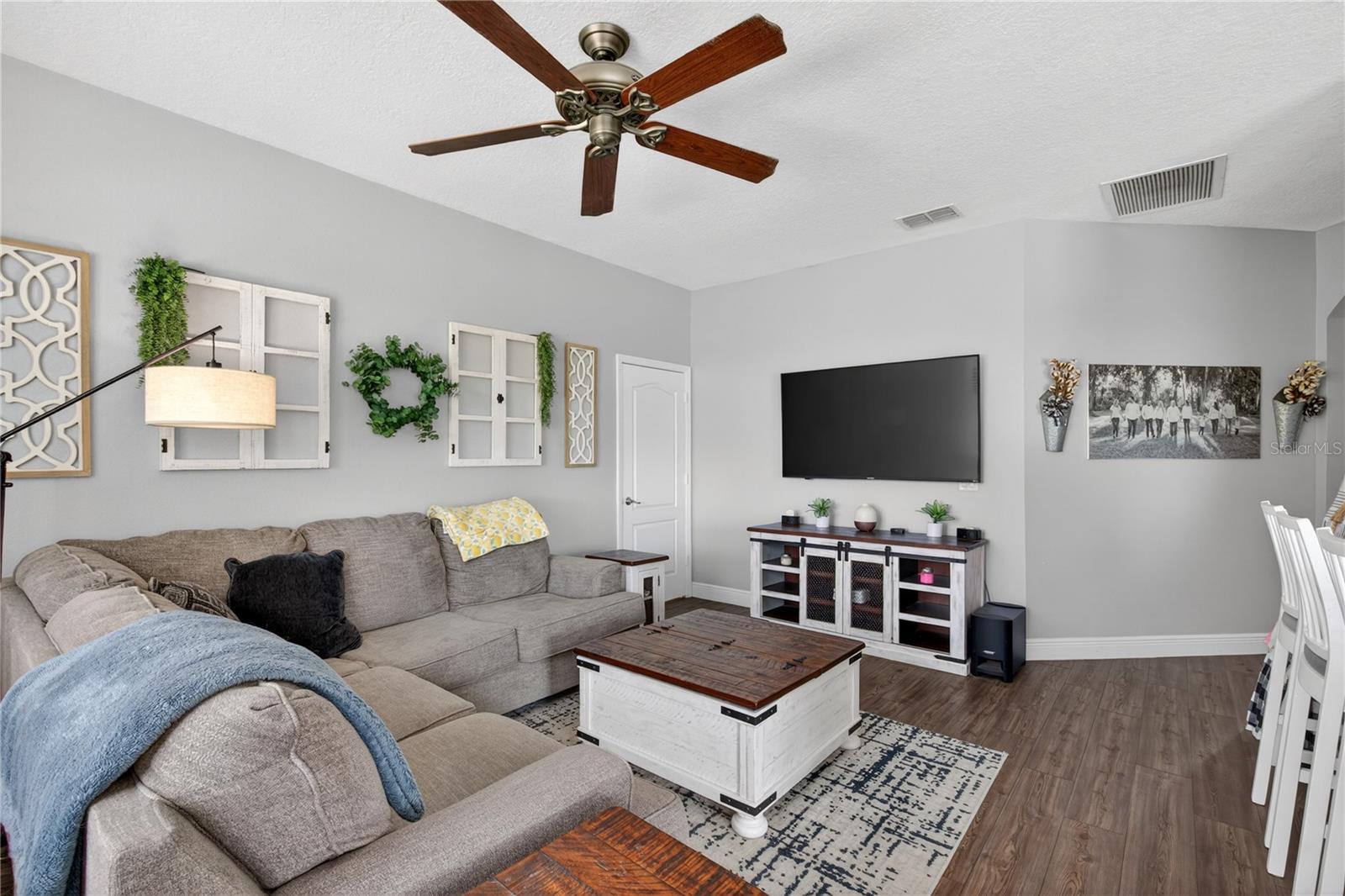 Image 15 of 57 For 23626 Valderama Lane