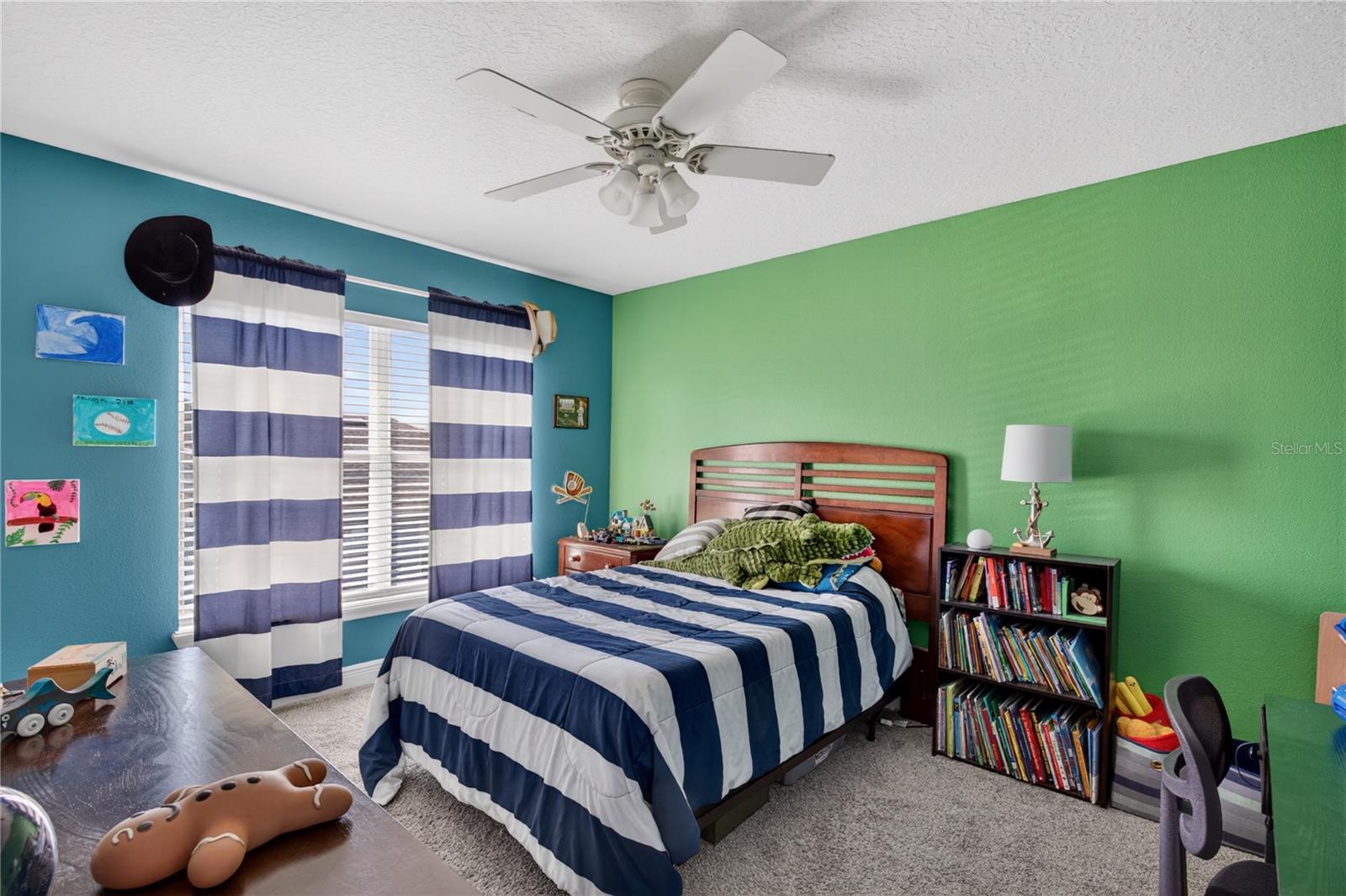 Image 33 of 57 For 23626 Valderama Lane