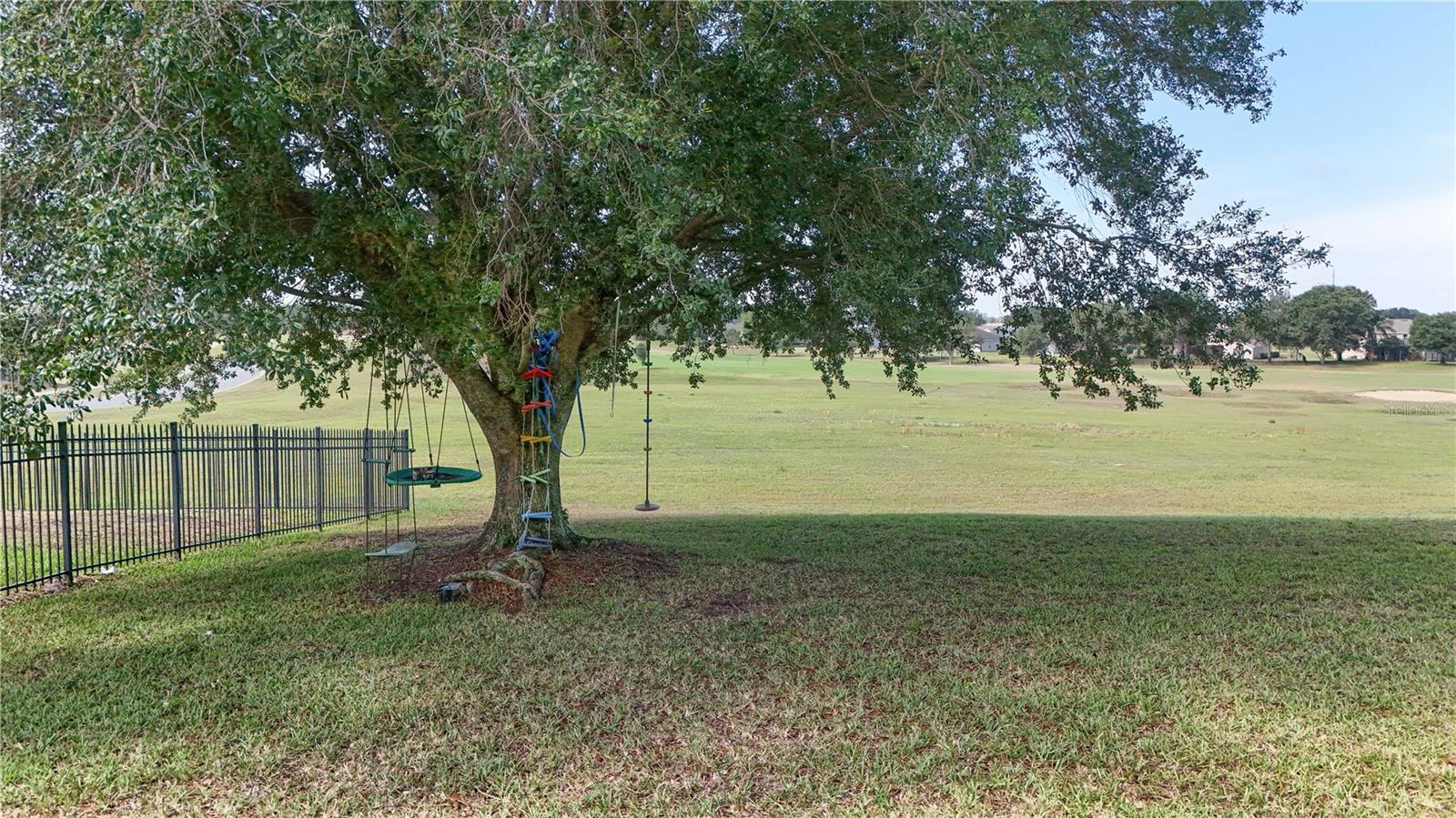 Image 46 of 57 For 23626 Valderama Lane