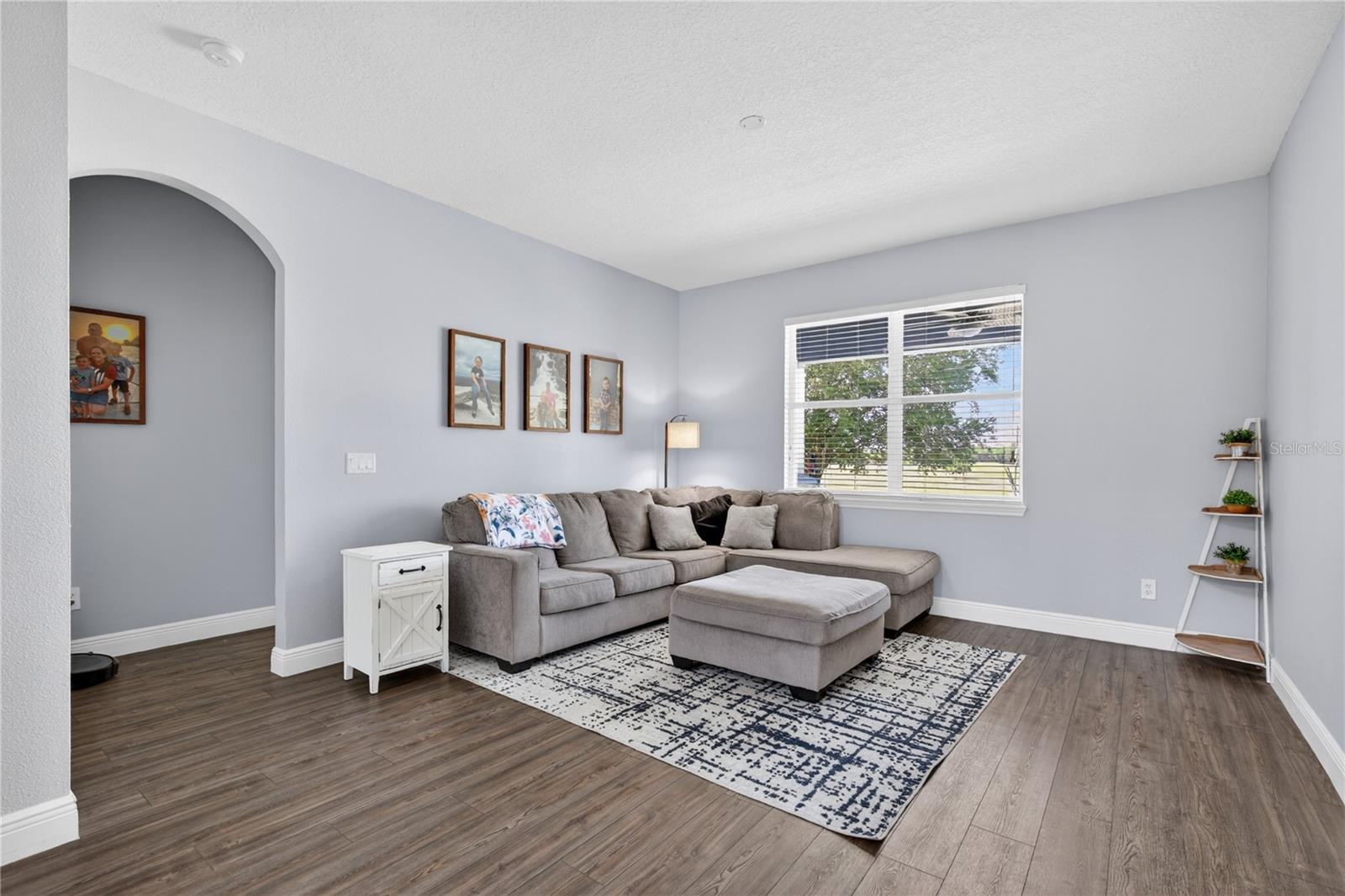Image 6 of 57 For 23626 Valderama Lane