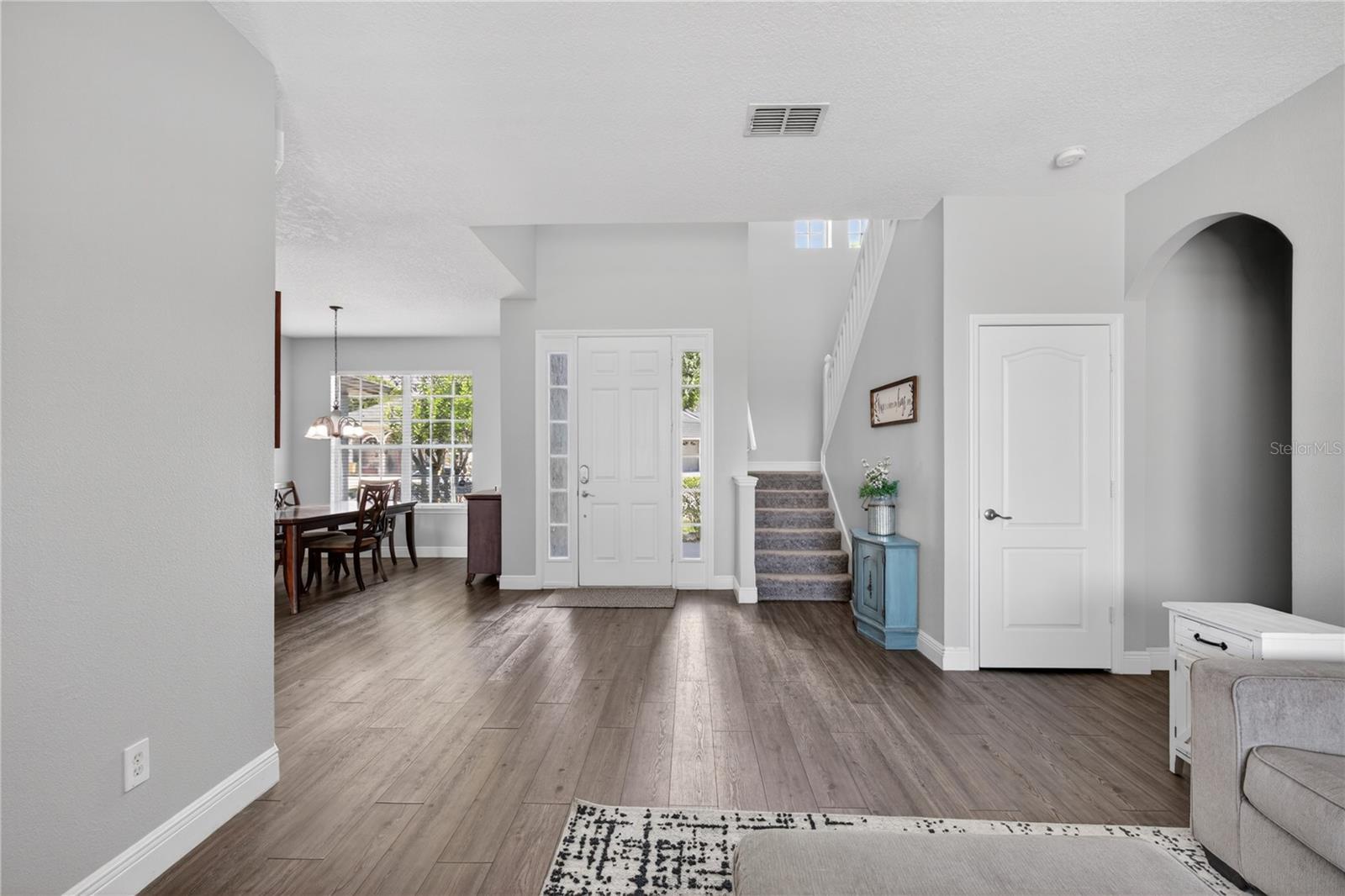 Image 8 of 57 For 23626 Valderama Lane