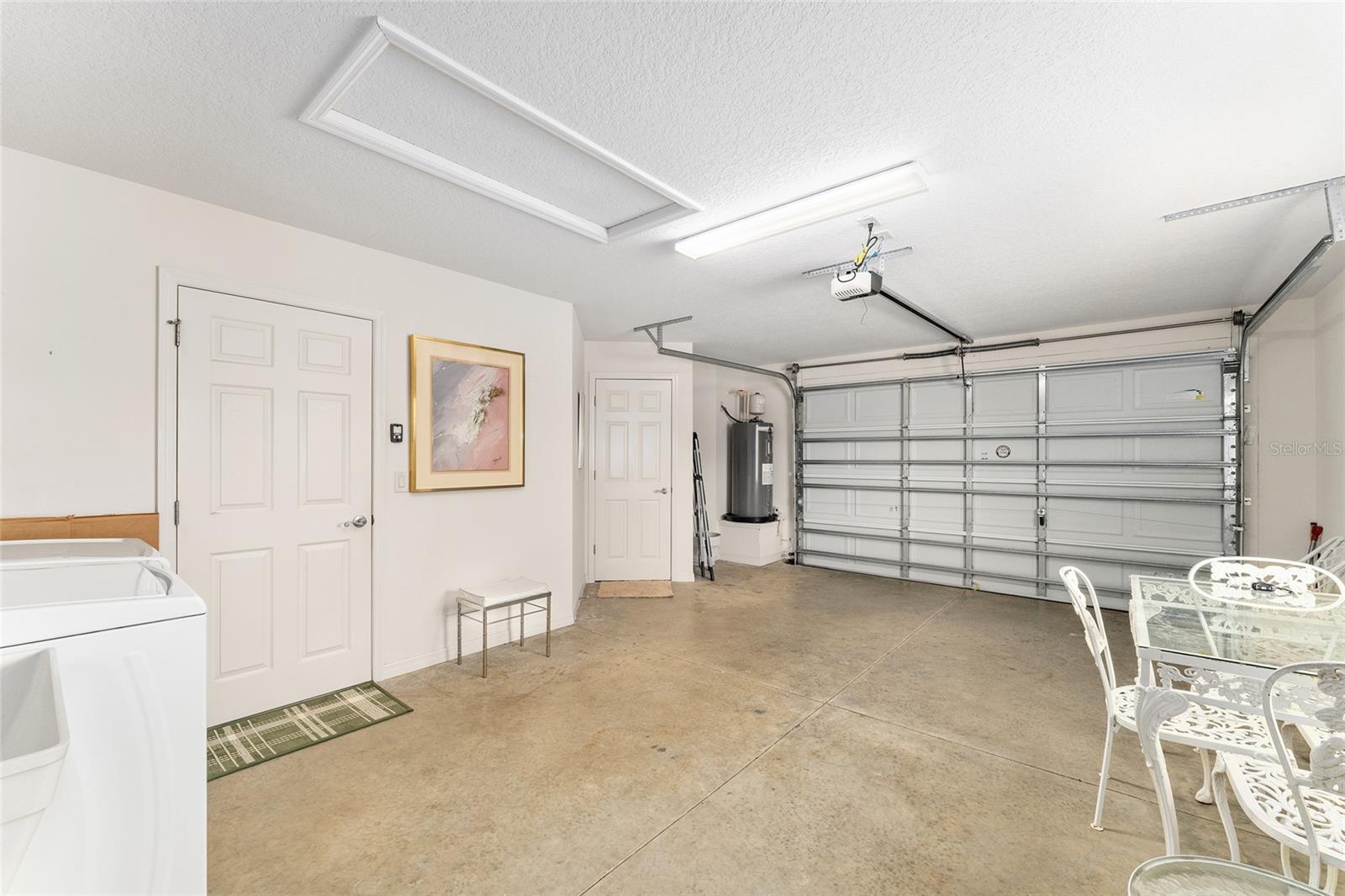 Image 34 of 39 For 2085 Ironton Place