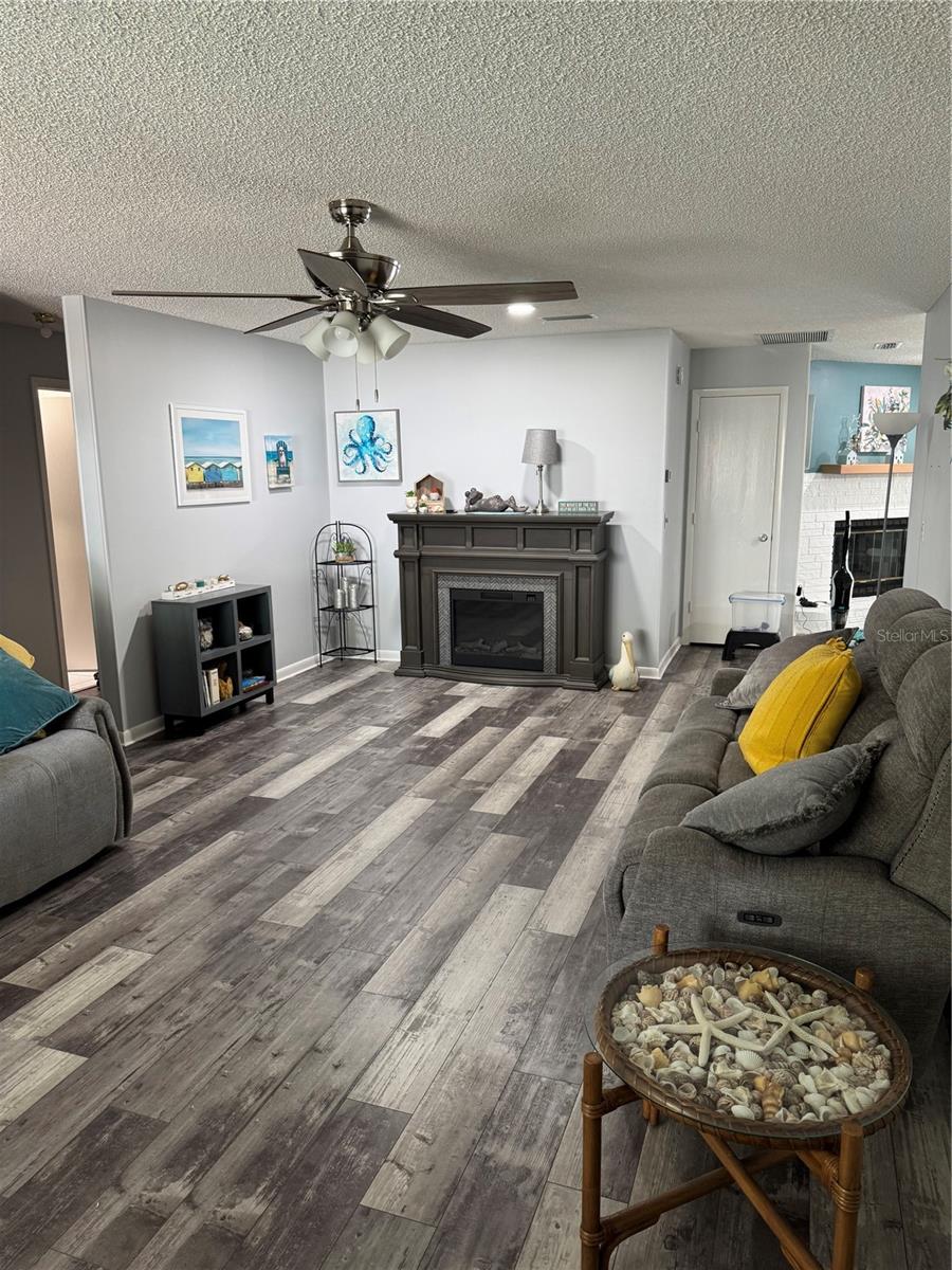 Image 10 of 56 For 9587 84th Terrace B