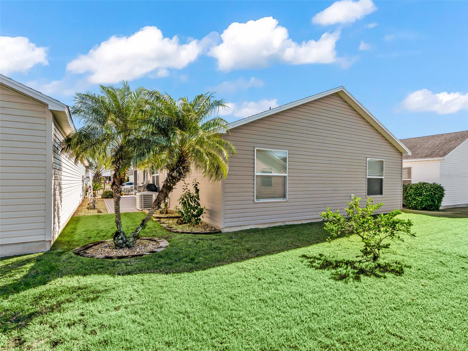 Image 8 of 38 For 3742 Viscaya Court