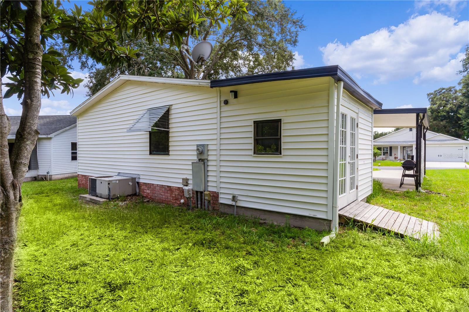Image 2 of 16 For 1709 Schwartz Boulevard