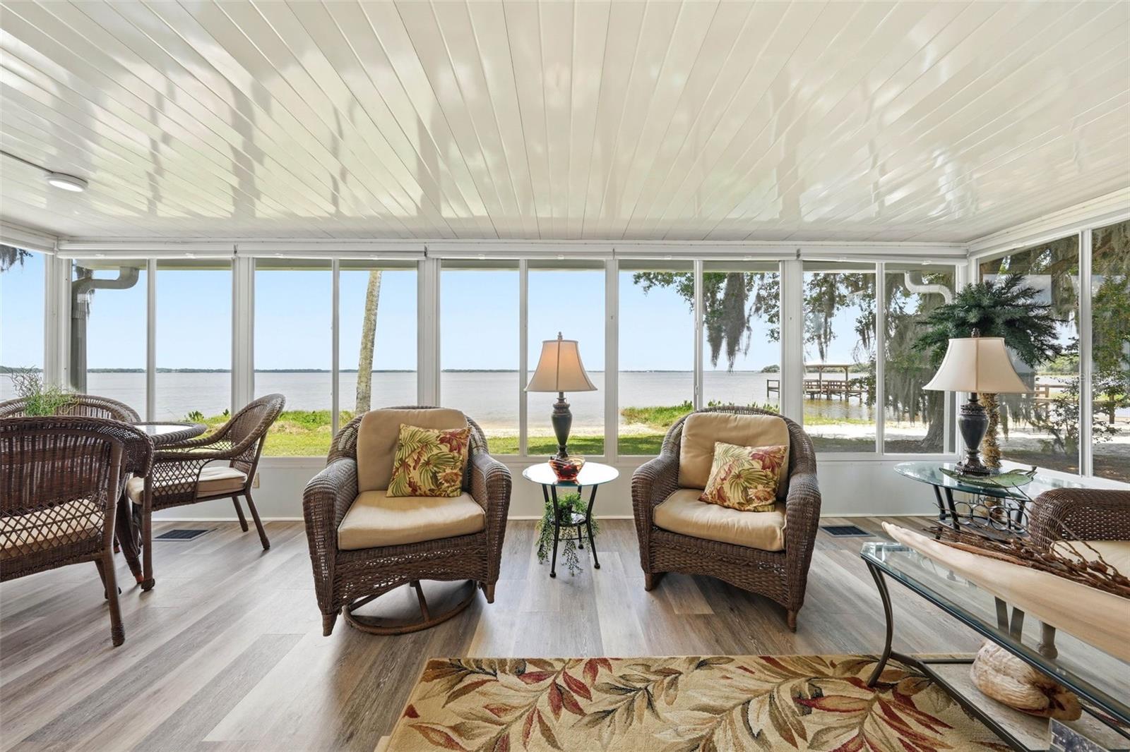Image 41 of 59 For 119 Lake Shore Circle