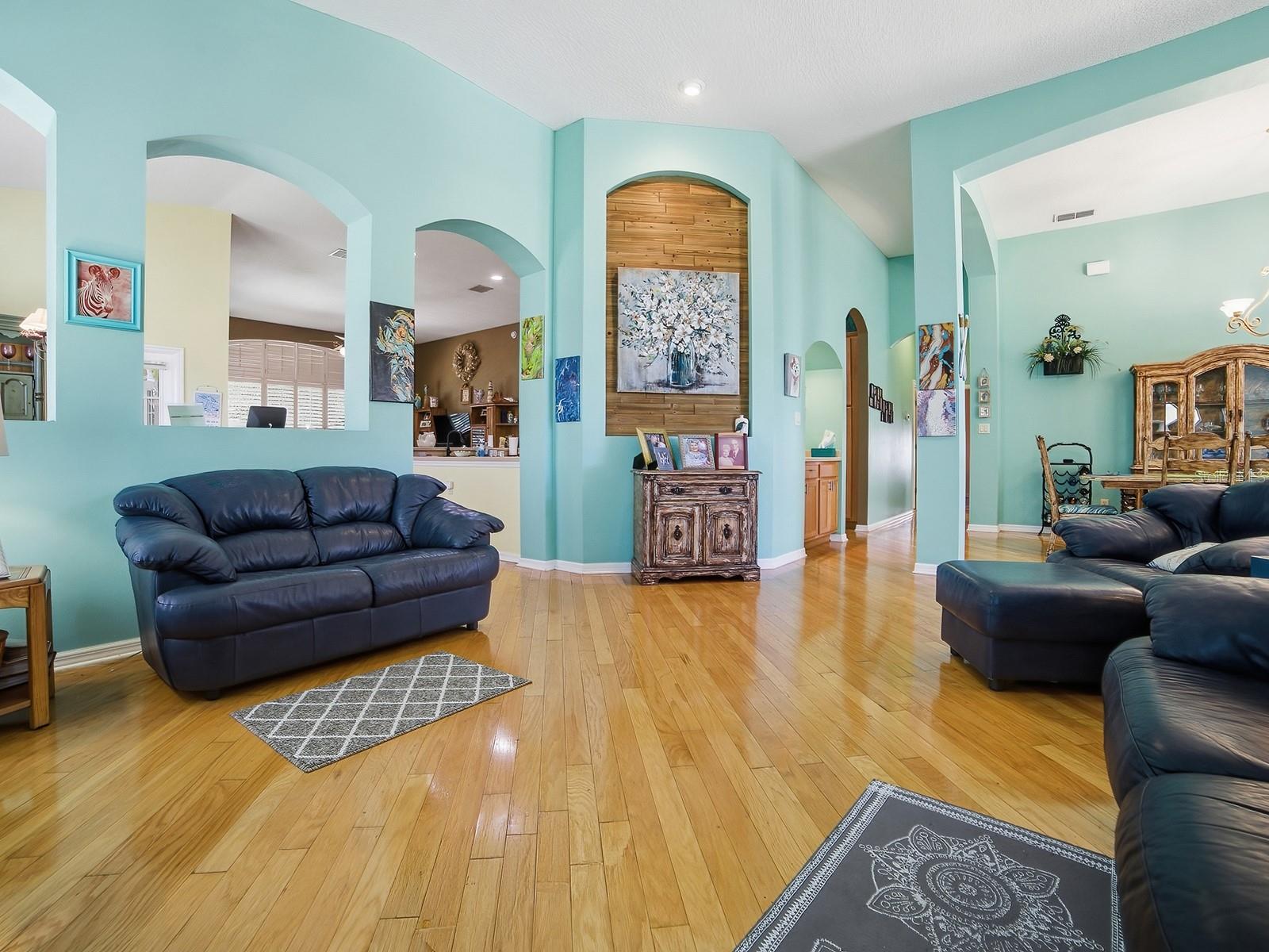 Image 12 of 54 For 24511 Bocage Way