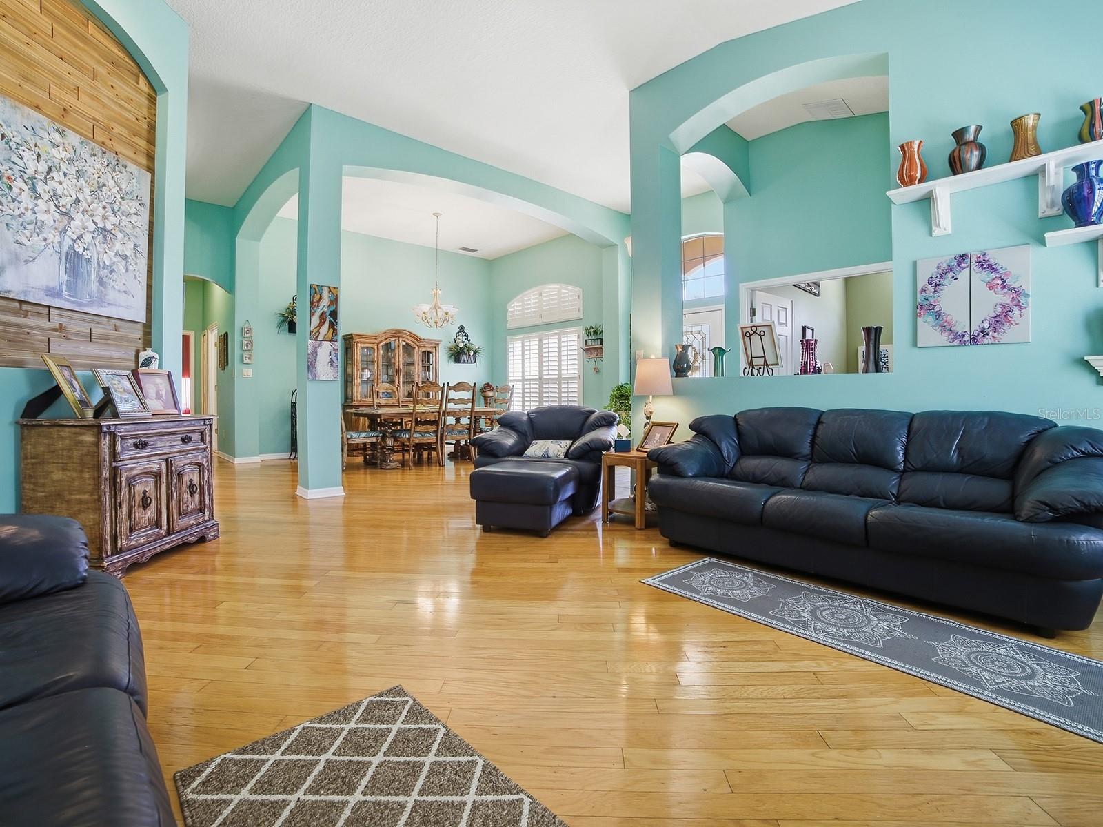 Image 13 of 54 For 24511 Bocage Way