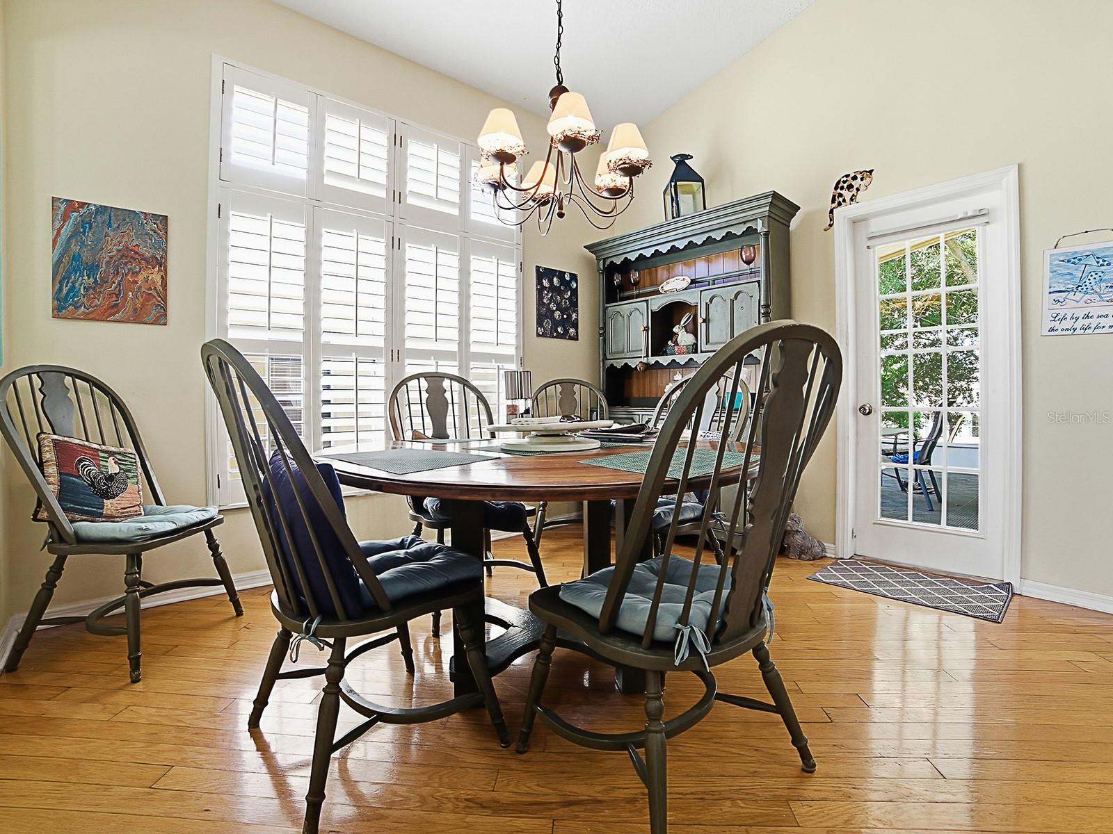 Image 18 of 54 For 24511 Bocage Way