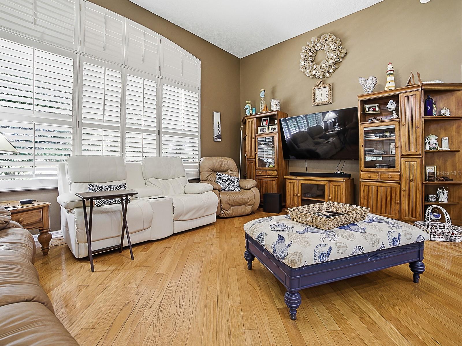 Image 27 of 54 For 24511 Bocage Way