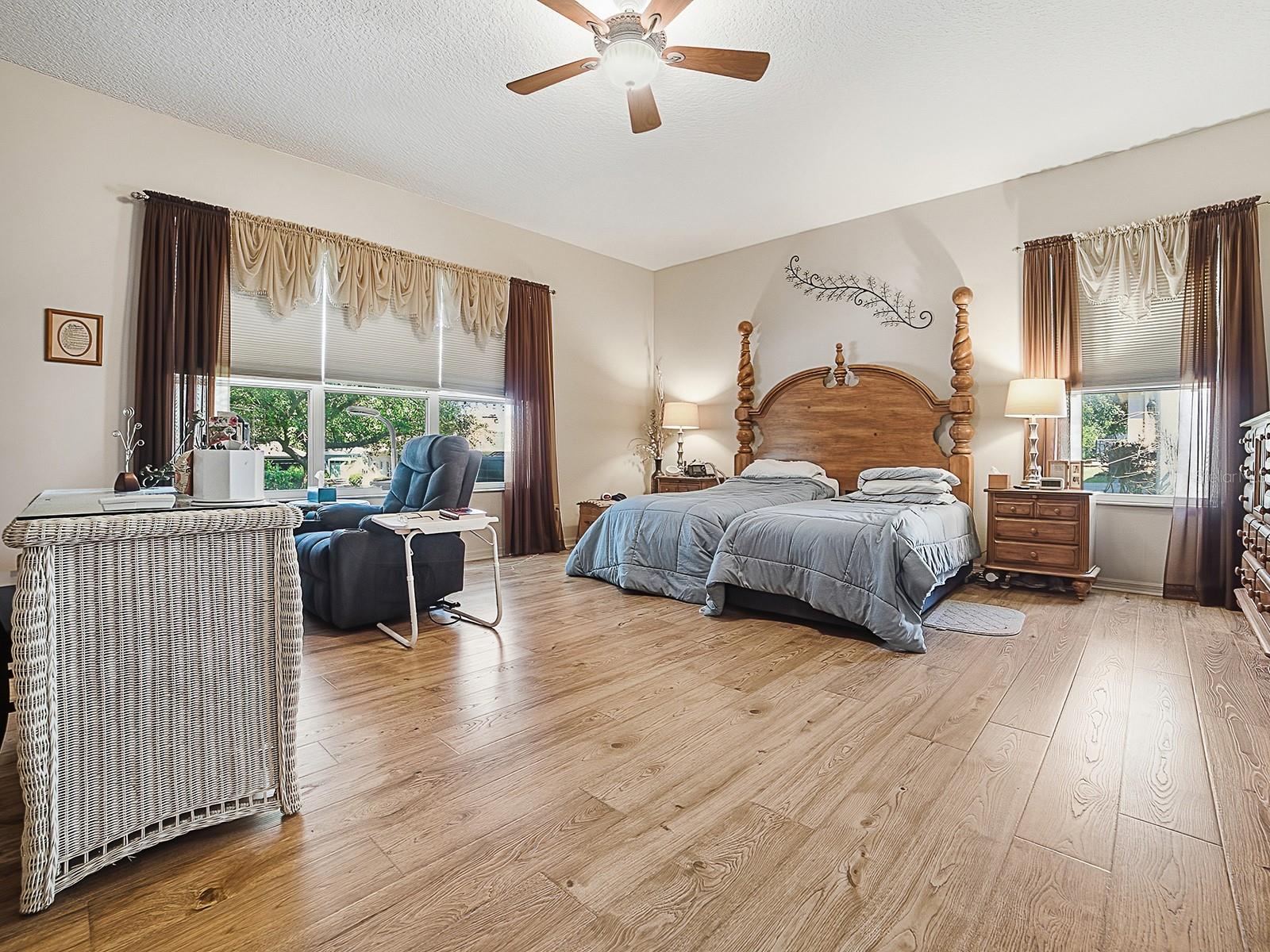 Image 28 of 54 For 24511 Bocage Way