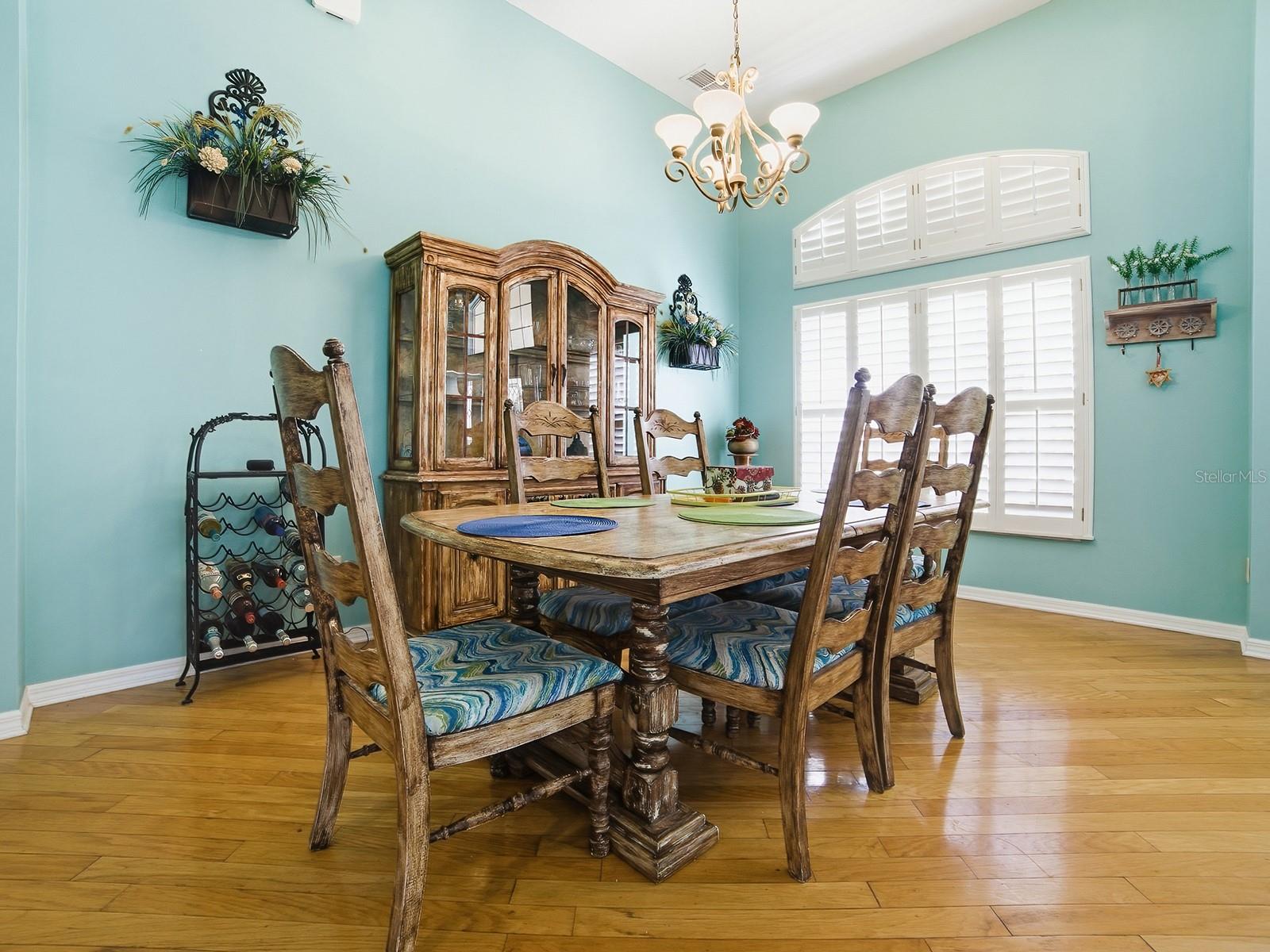 Image 9 of 54 For 24511 Bocage Way
