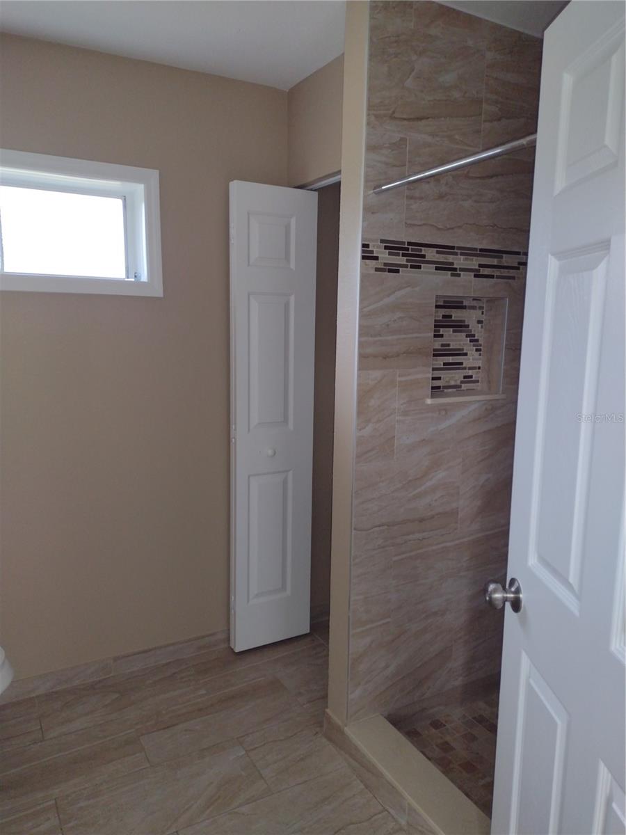 Image 13 of 23 For 8597 126th Place