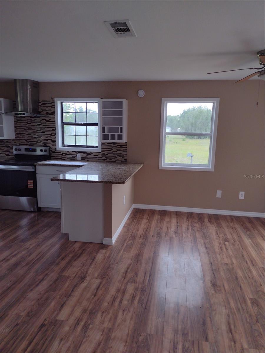 Image 8 of 23 For 8597 126th Place