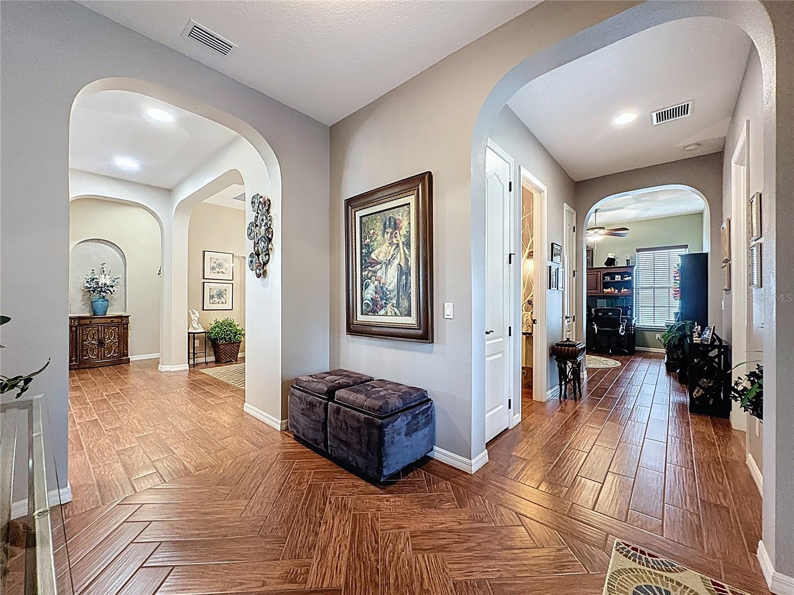 Image 6 of 68 For 146 Bayou Bend Road