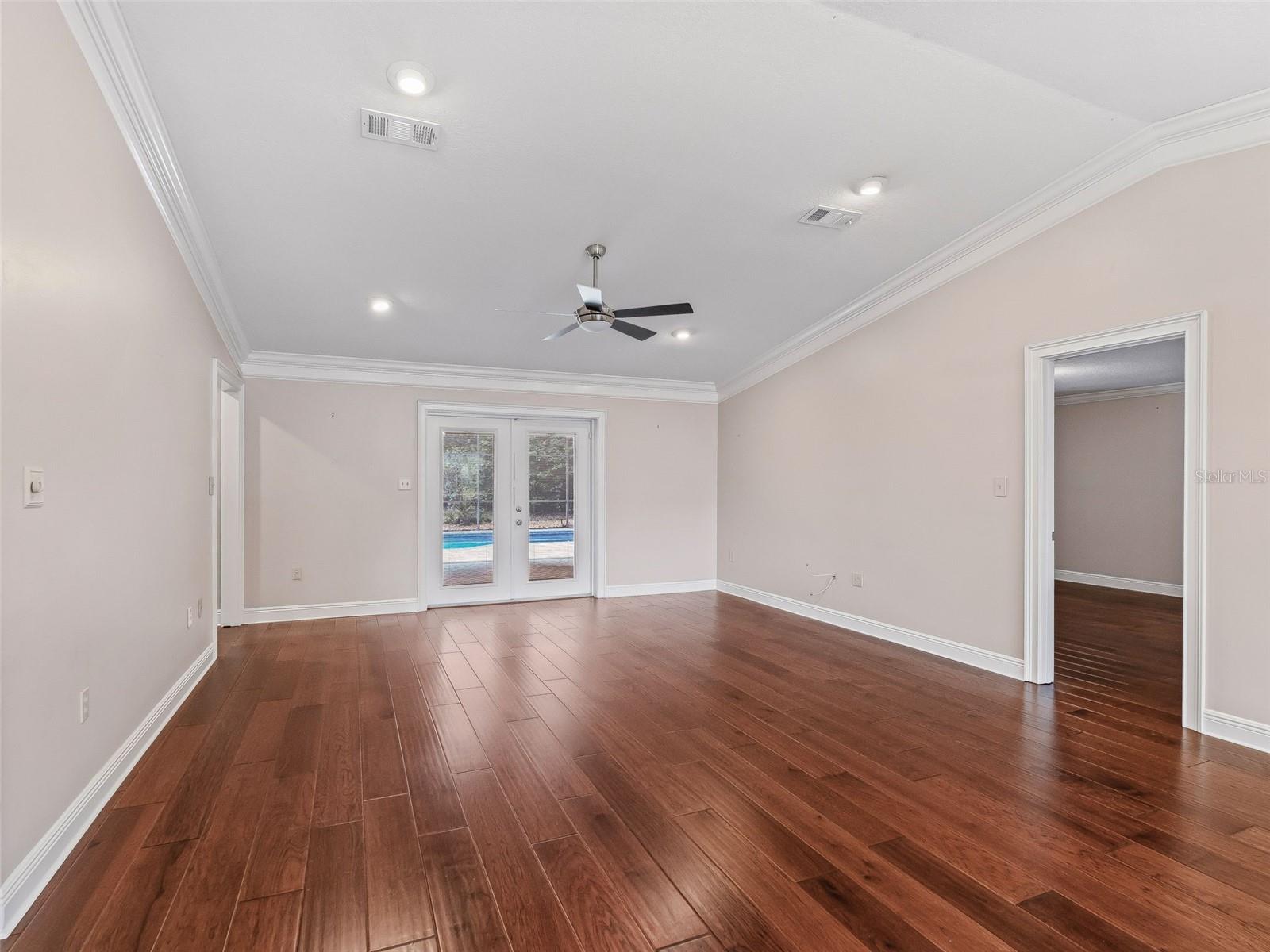 Image 11 of 49 For 33005 Joel Court