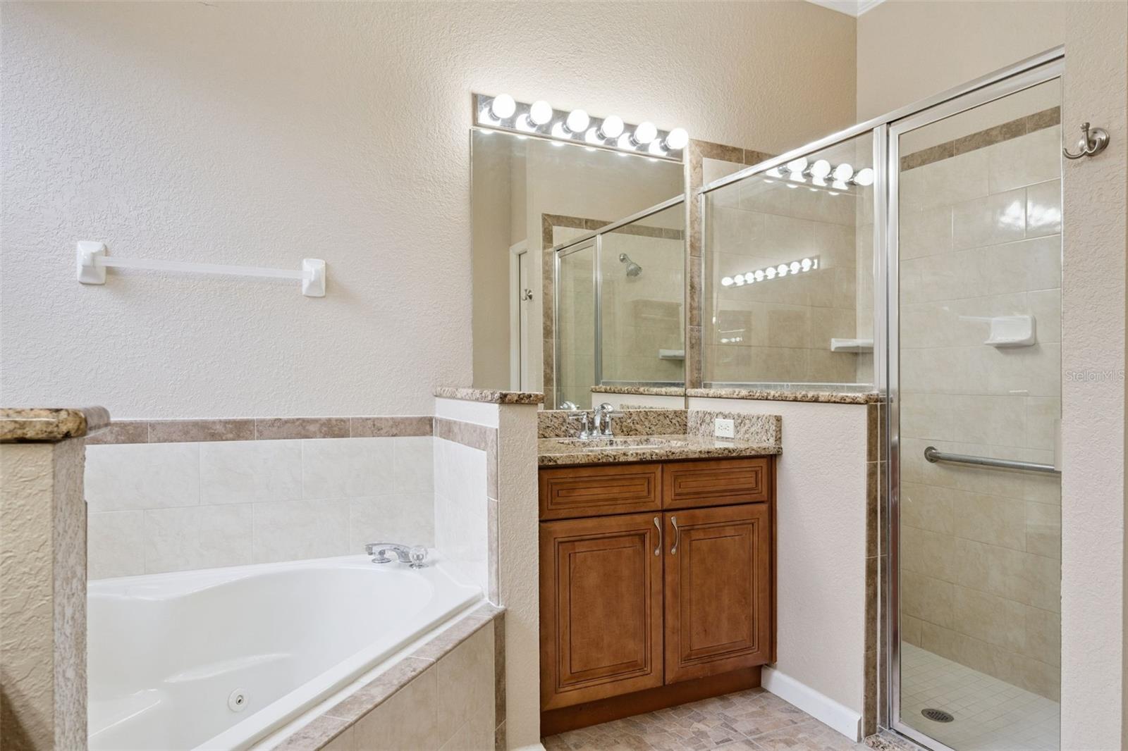 Image 13 of 38 For 813 Summit Greens Boulevard