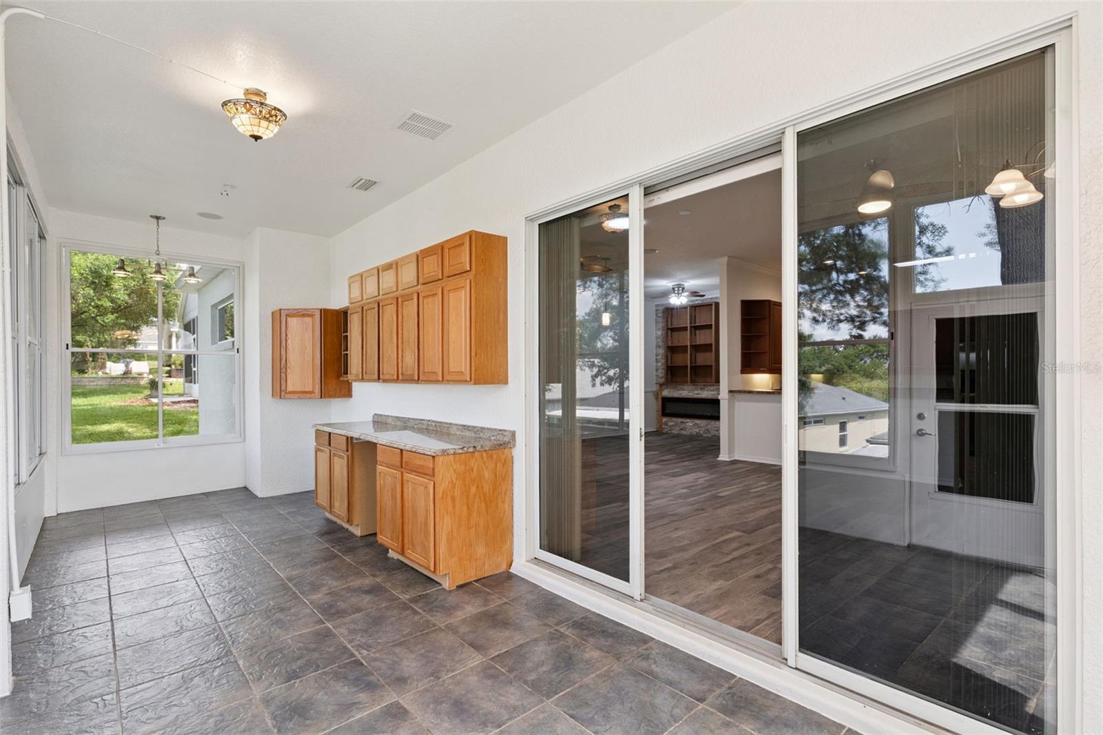 Image 17 of 38 For 813 Summit Greens Boulevard