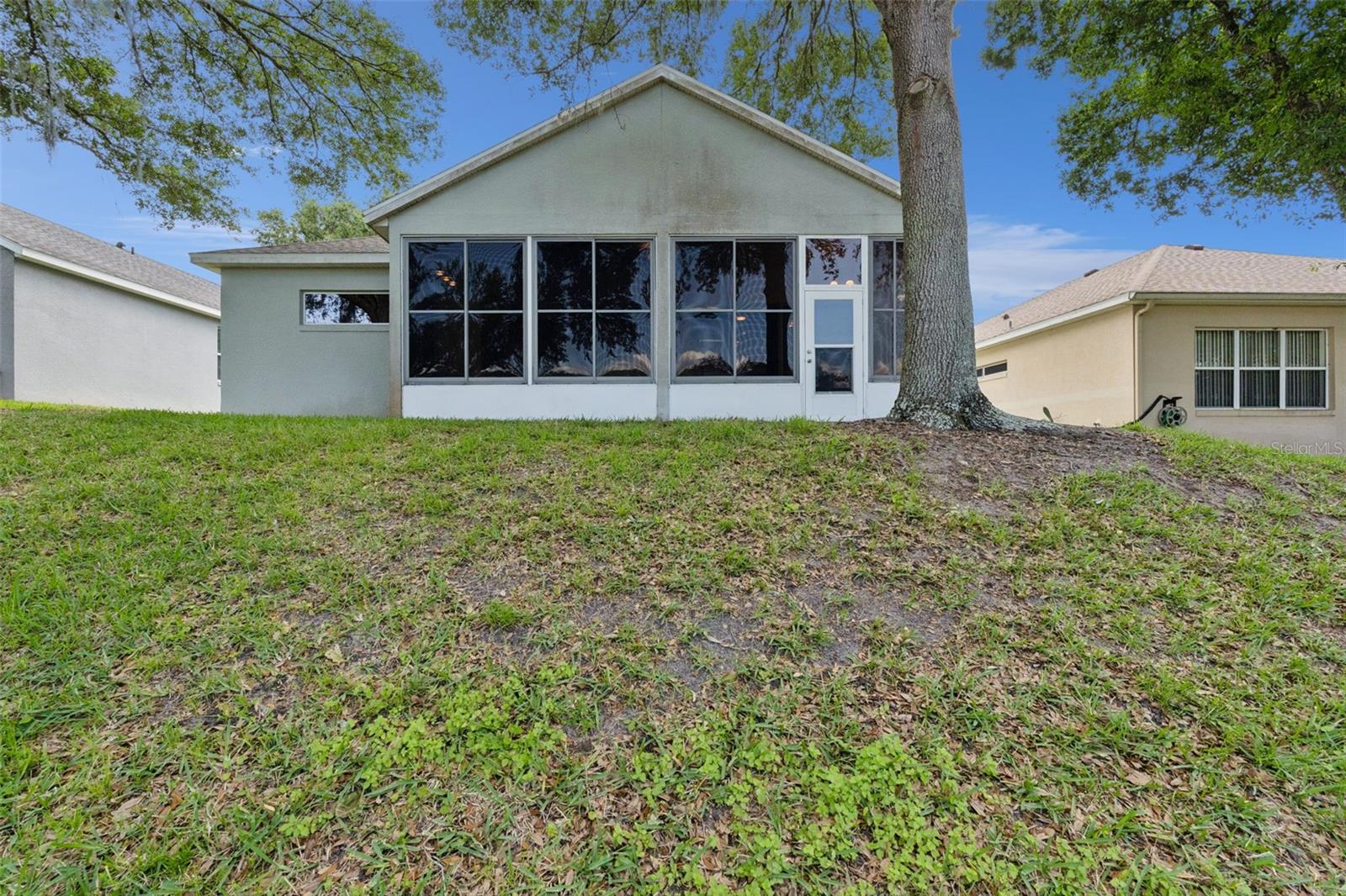 Image 19 of 38 For 813 Summit Greens Boulevard
