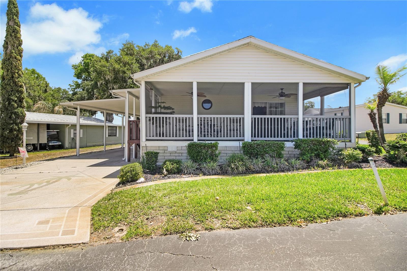Image 5 of 65 For 15 Riverview Drive