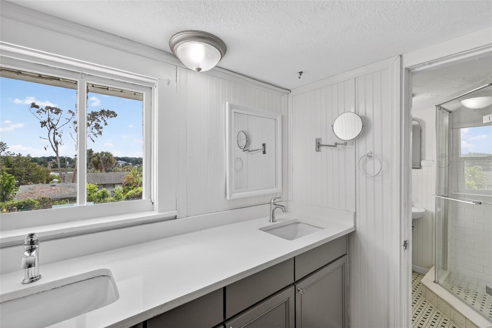 Image 30 of 76 For 708 Lemon Avenue