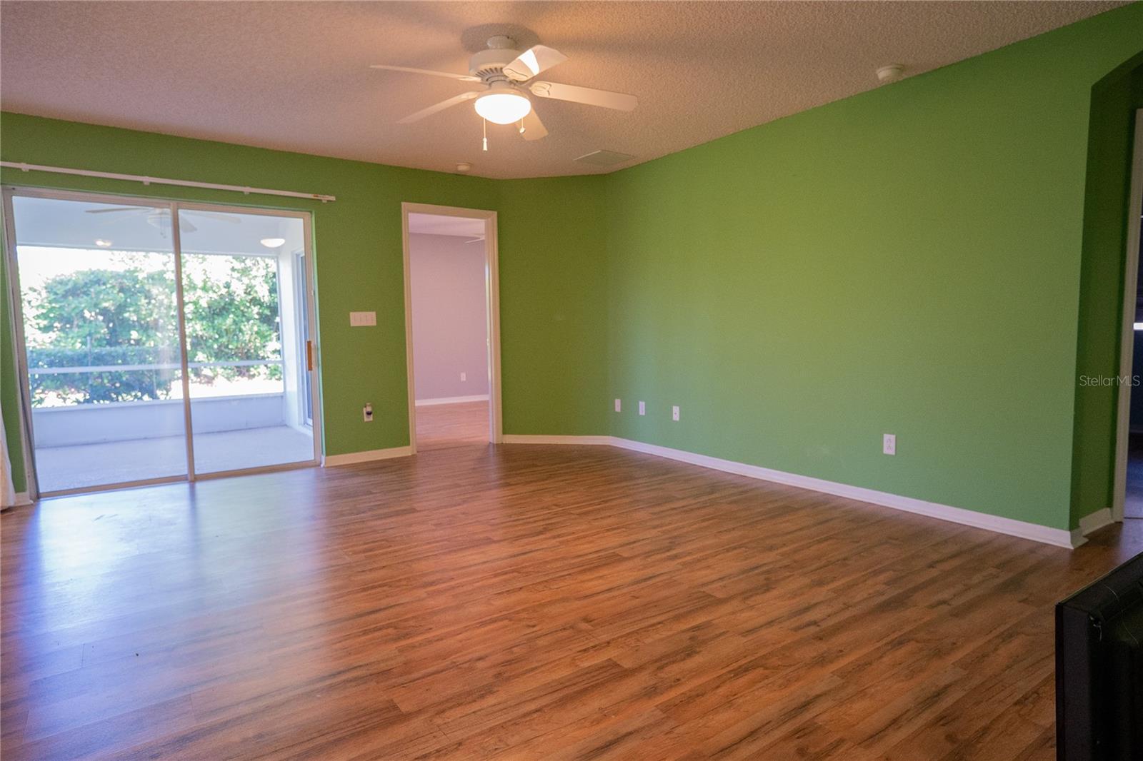 Image 12 of 54 For 3559 Capland Avenue