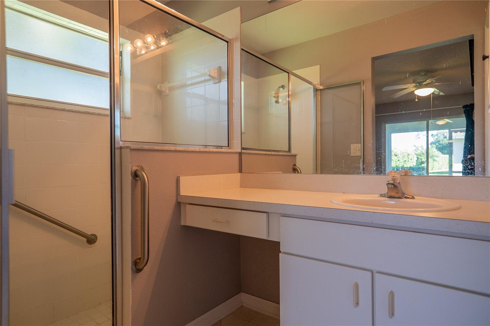 Image 40 of 54 For 3559 Capland Avenue