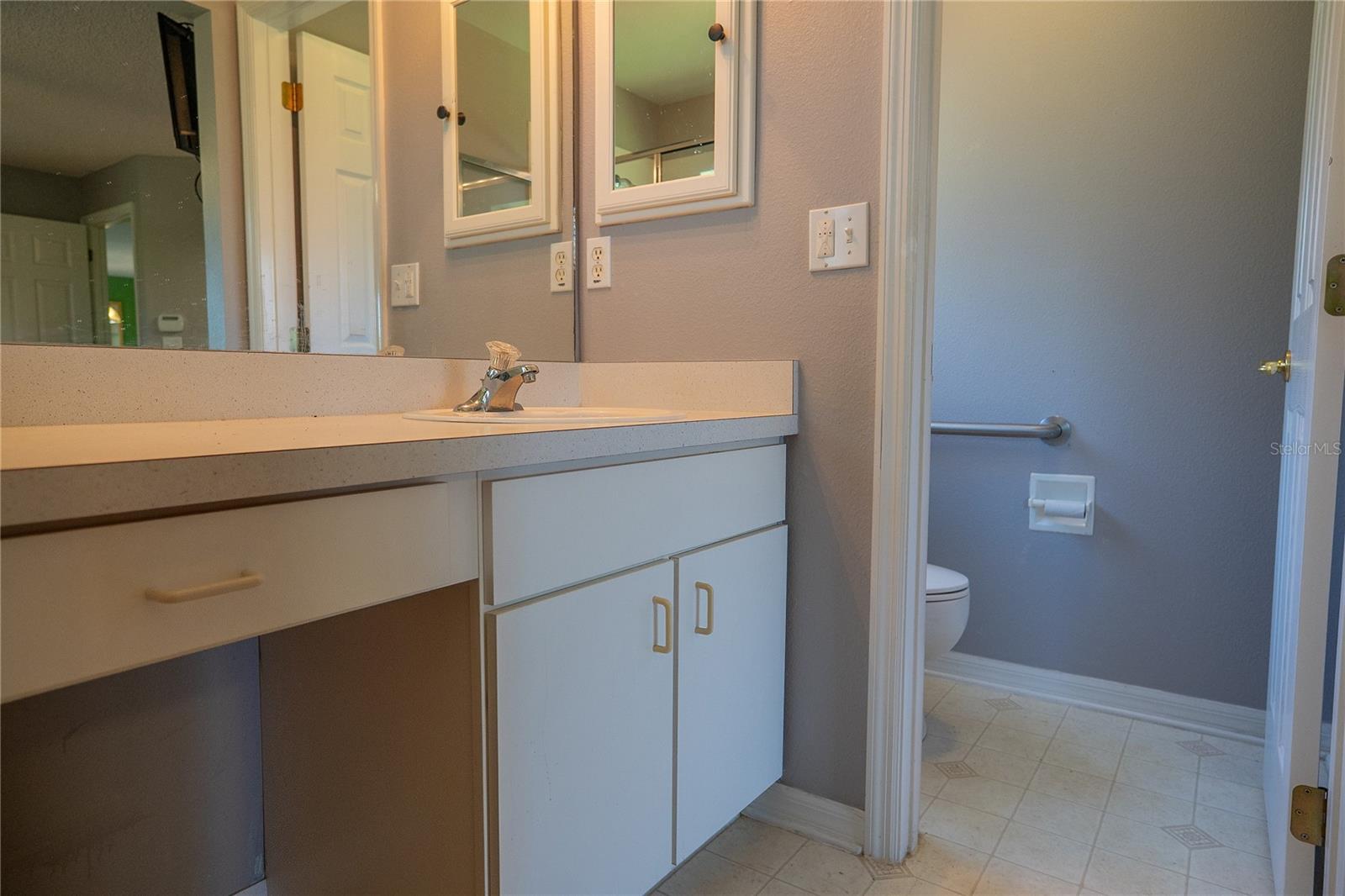 Image 41 of 54 For 3559 Capland Avenue