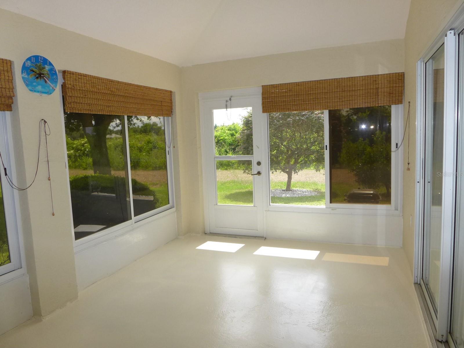 Image 12 of 14 For 21721 King Richards Way