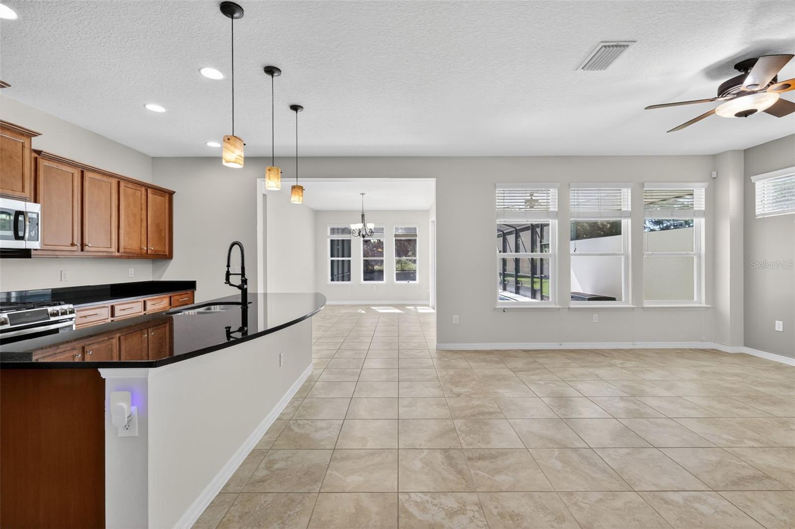 Image 10 of 42 For 769 Alcove Dr