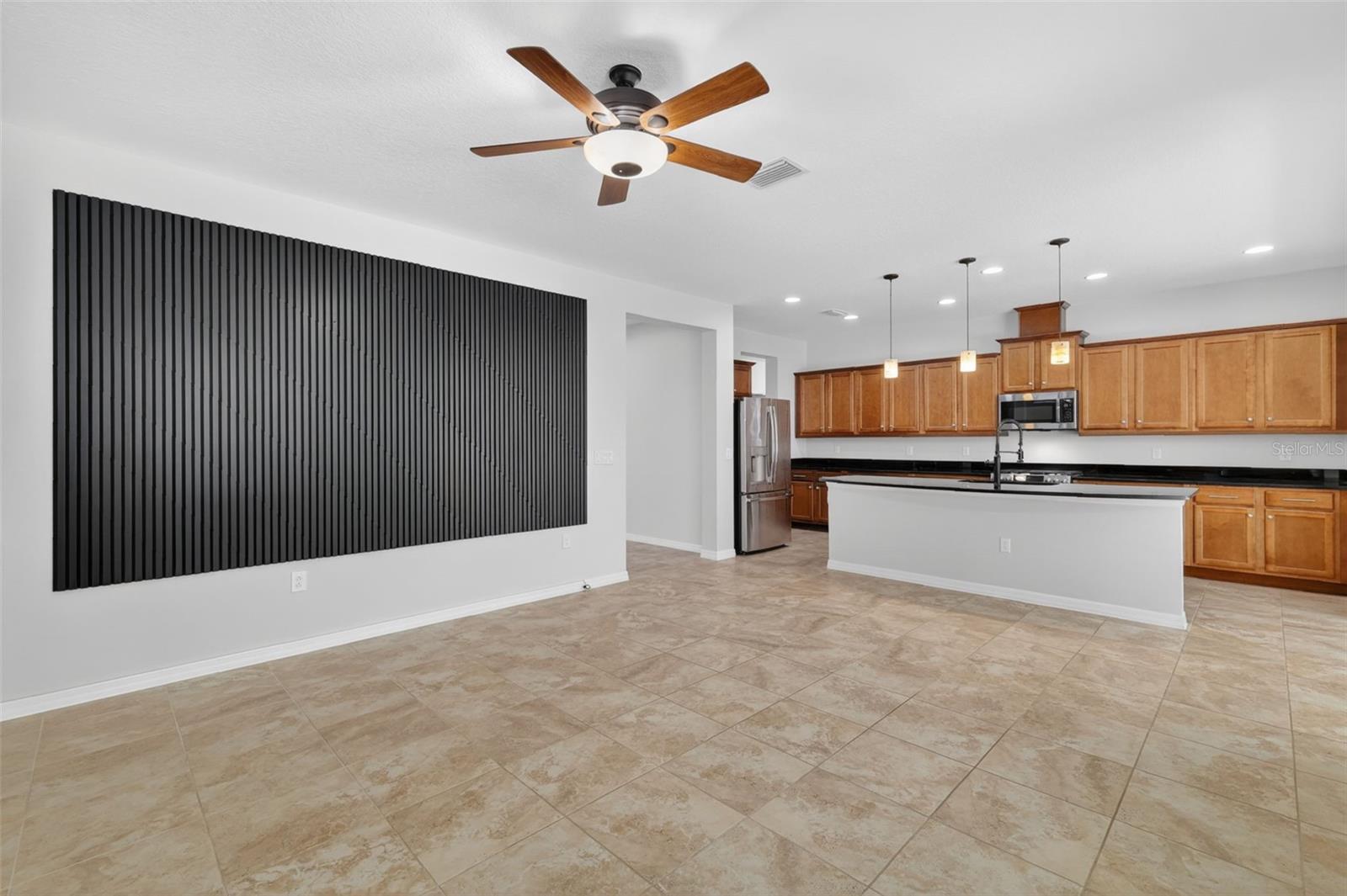 Image 13 of 42 For 769 Alcove Dr
