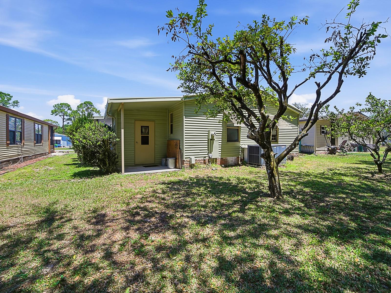 Image 18 of 19 For 320 Westwood Drive
