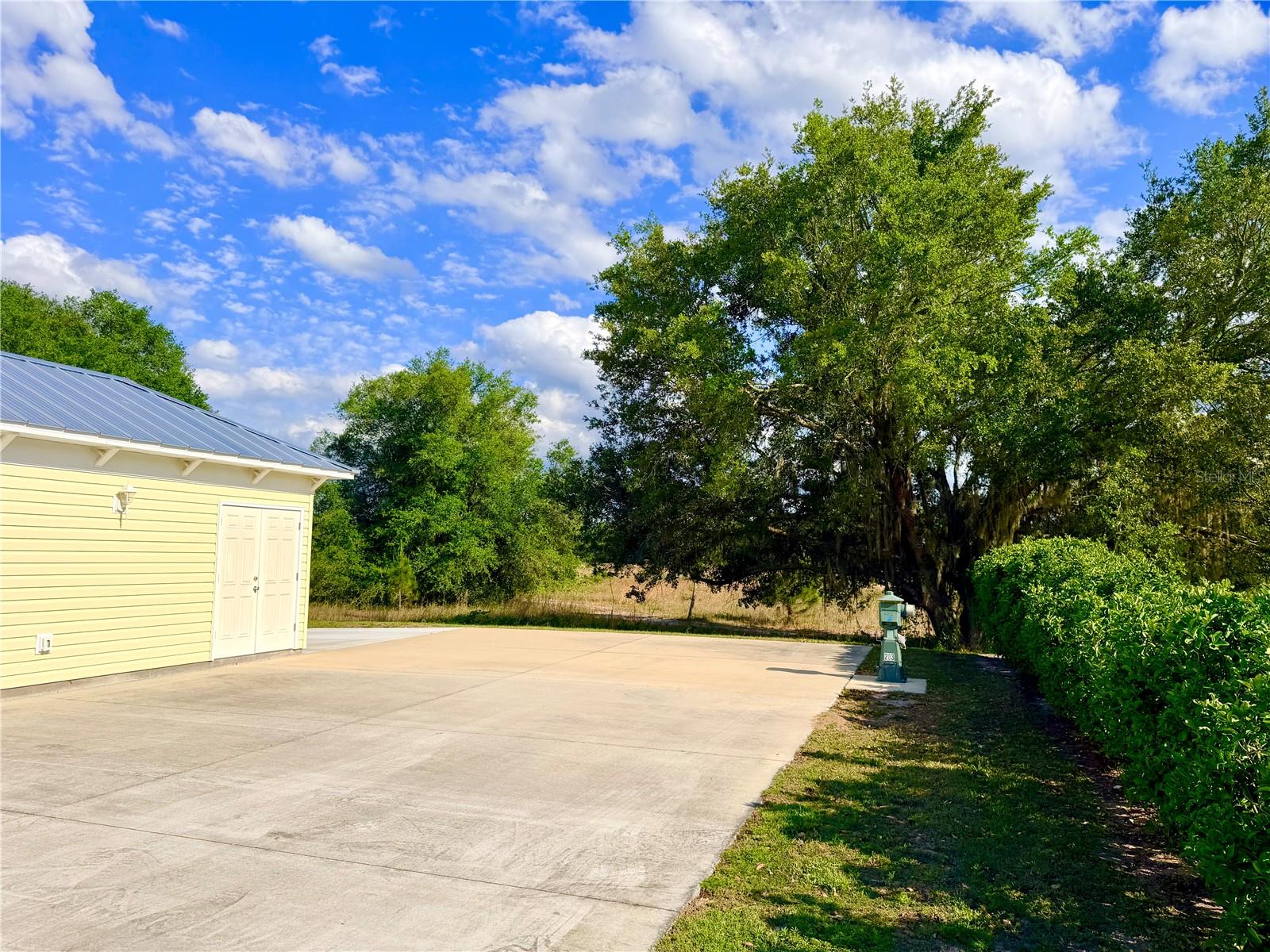 Image 2 of 24 For 4885 92nd Boulevard